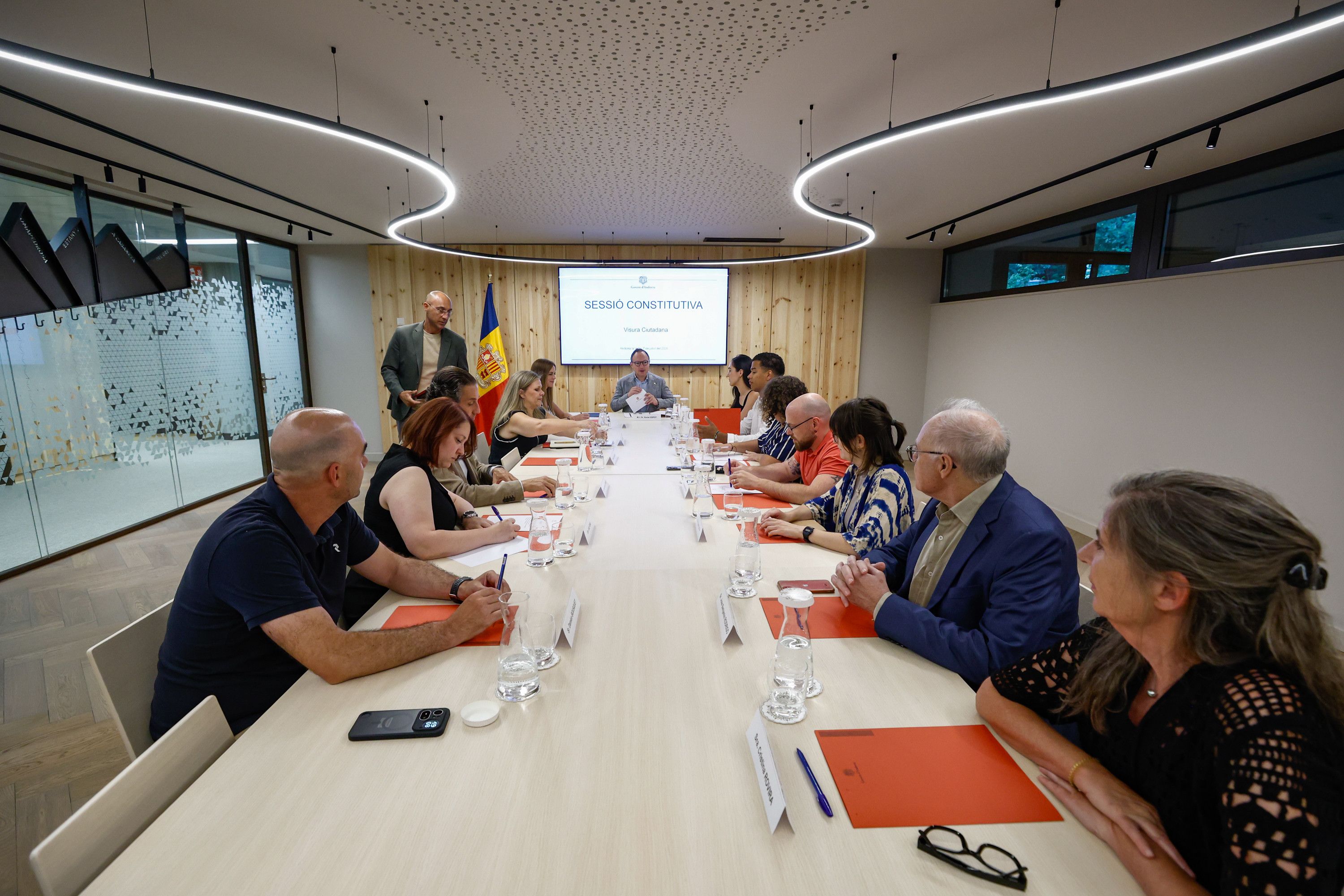 Un moment de la sessió constitutiva de la segona Visura Ciutadana.