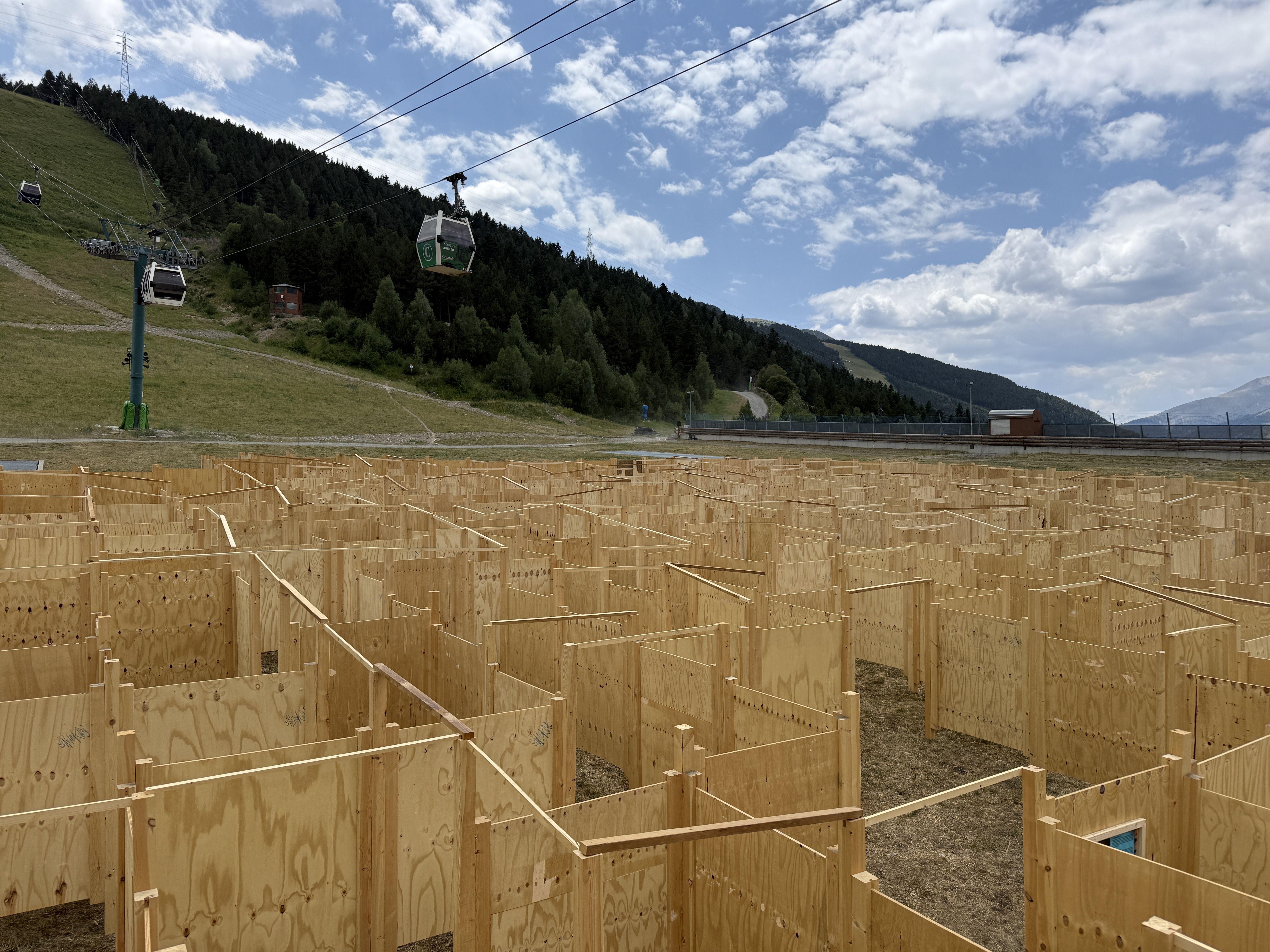 El laberint gegant de Soldeu ja està en marxa.