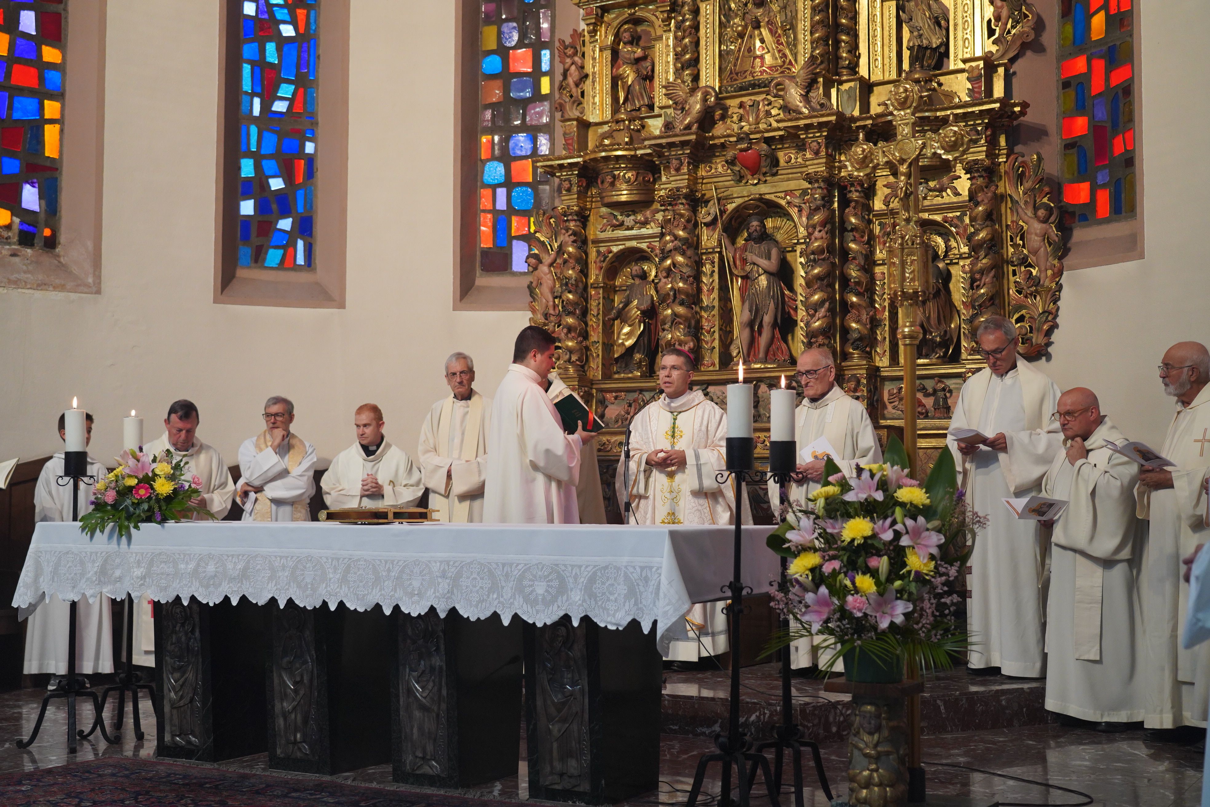 Serrano Pentinat ha oficiat la cerimònia. Serrano Pentinat ha oficiat la cerimònia.