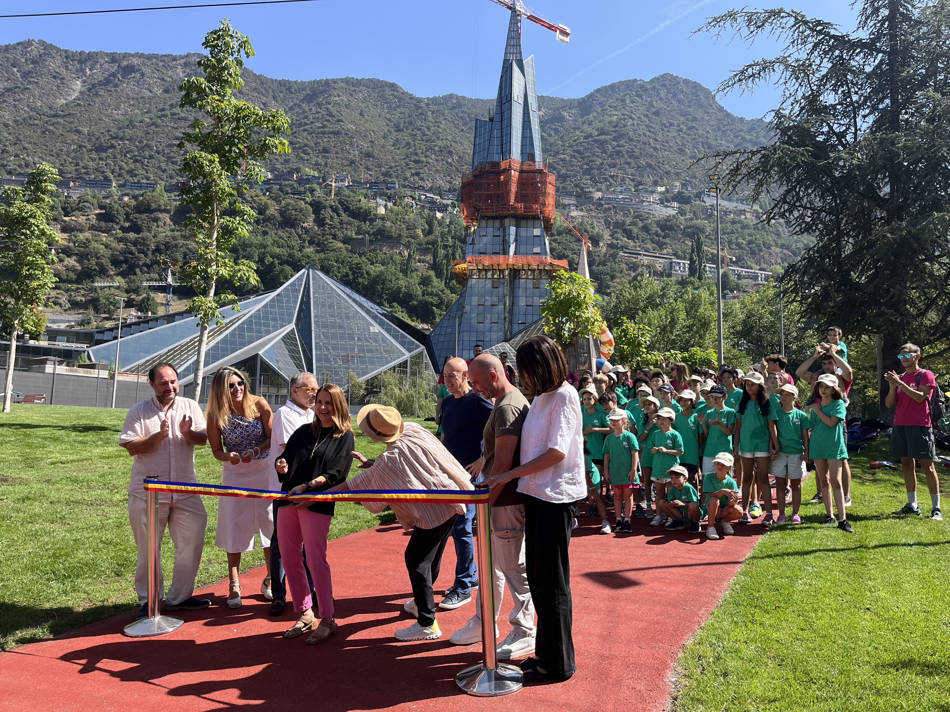 Inauguració nova zona verda al Prat del Roure Inauguració nova zona verda al Prat del Roure