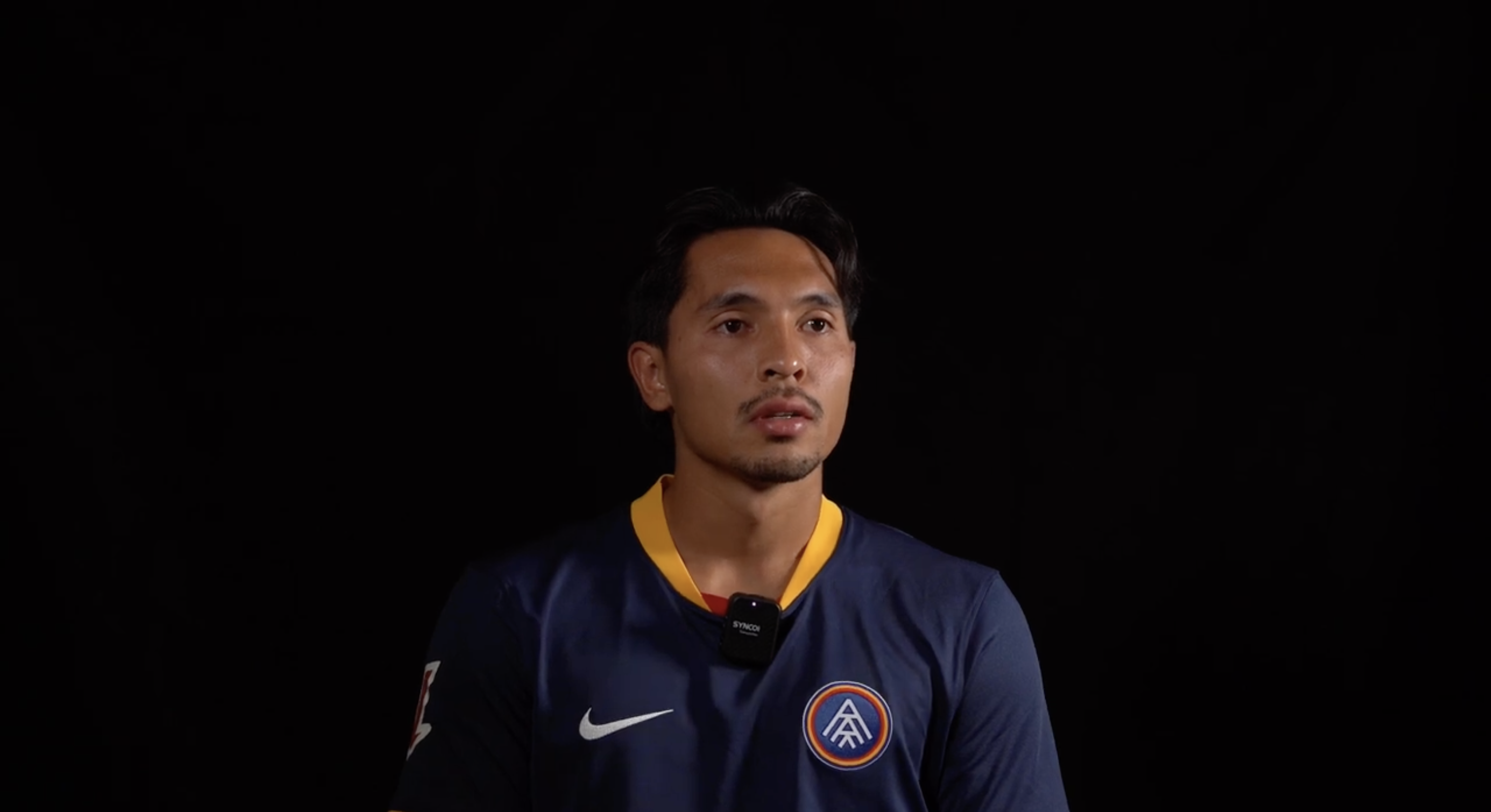 El filipí Randy Schneider, en una entrevista amb els mitjans del club.