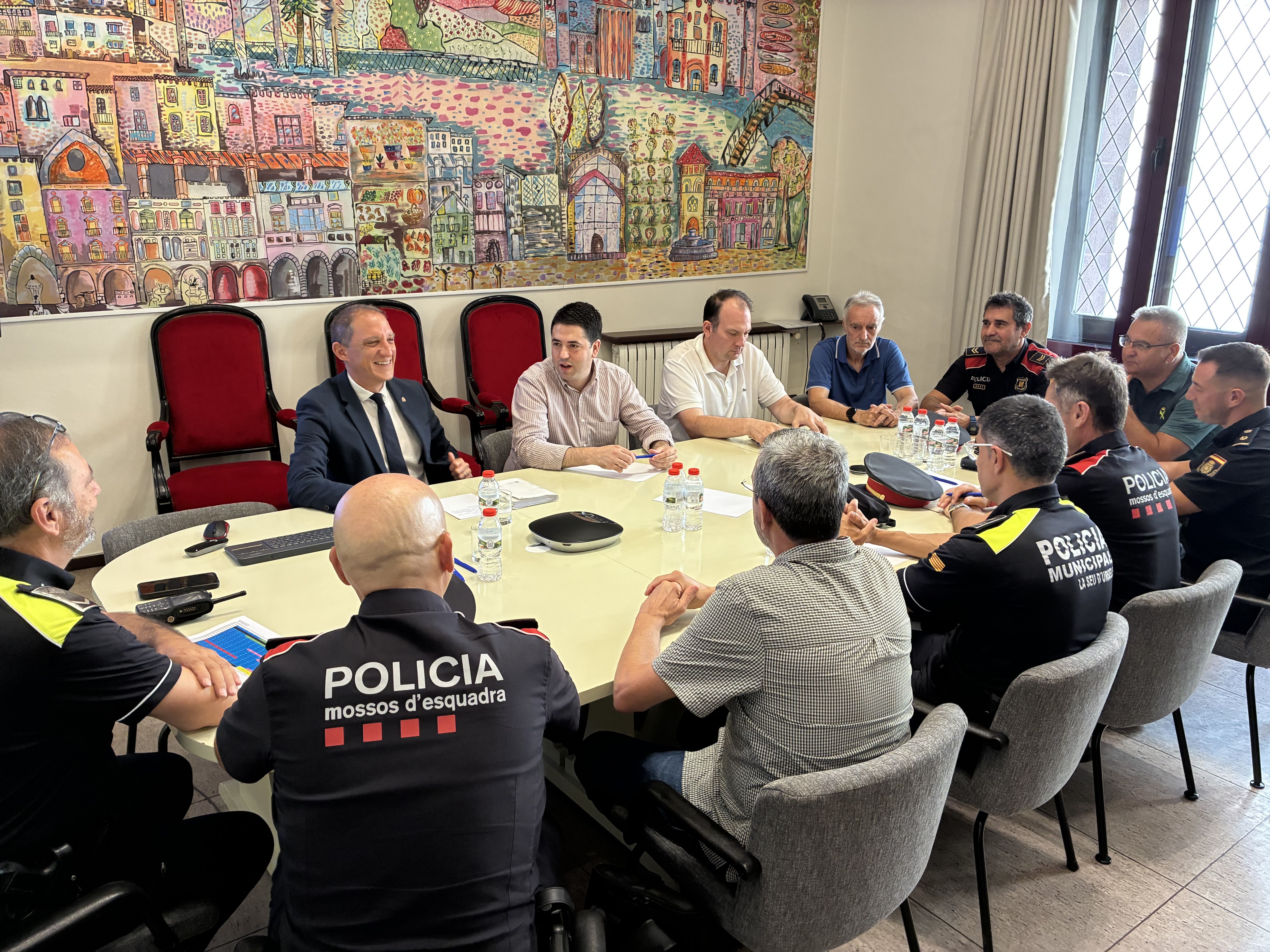 La junta local de seguretat de la Seu d'Urgell s'ha reunit amb l'alcalde Joan Barrera. 
