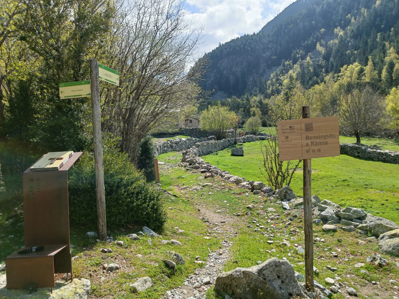 Zona de Ràmio a la vall del Madriu. Zona de Ràmio a la vall del Madriu.