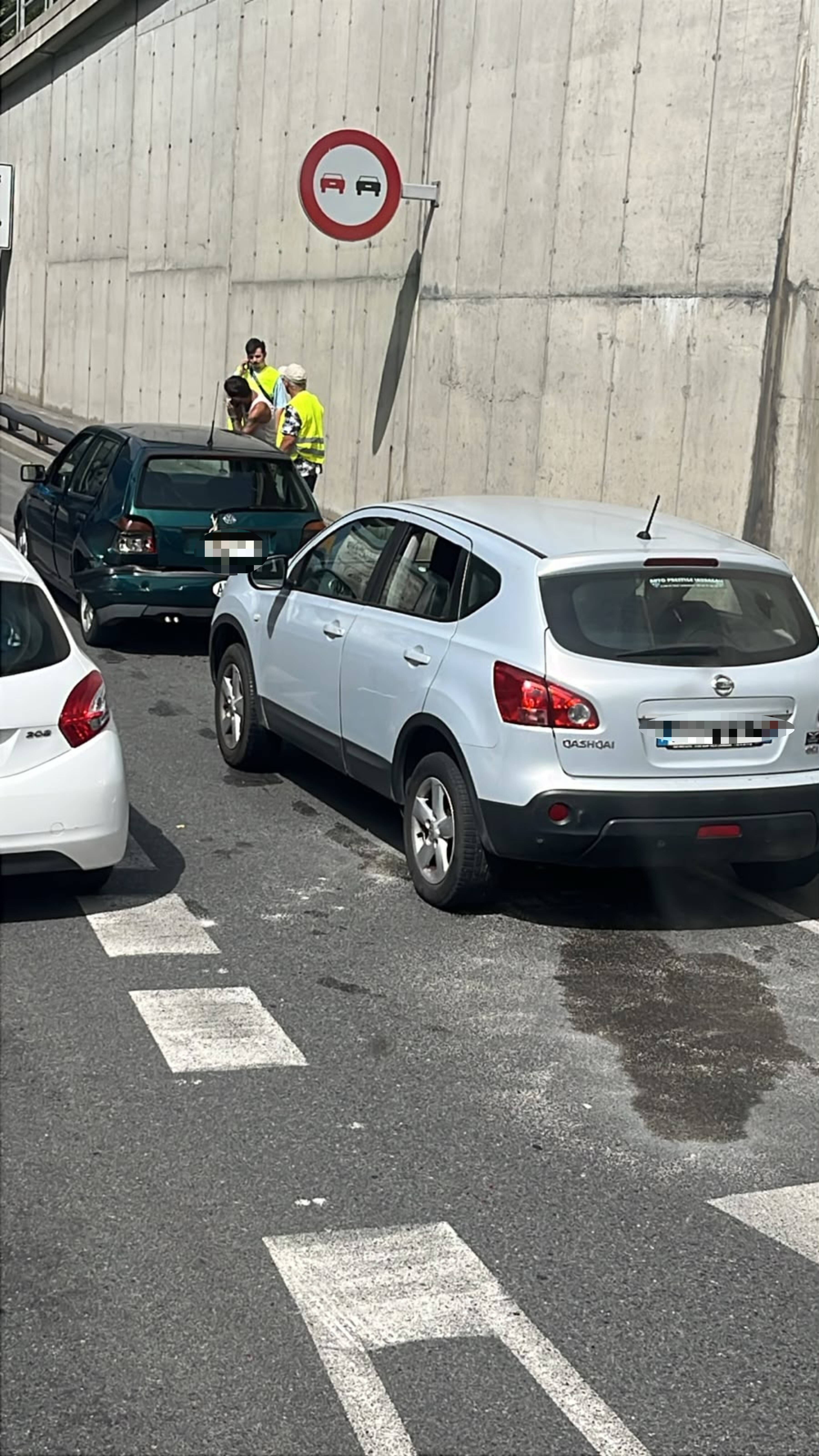 Cotxes implicats en l'incident.