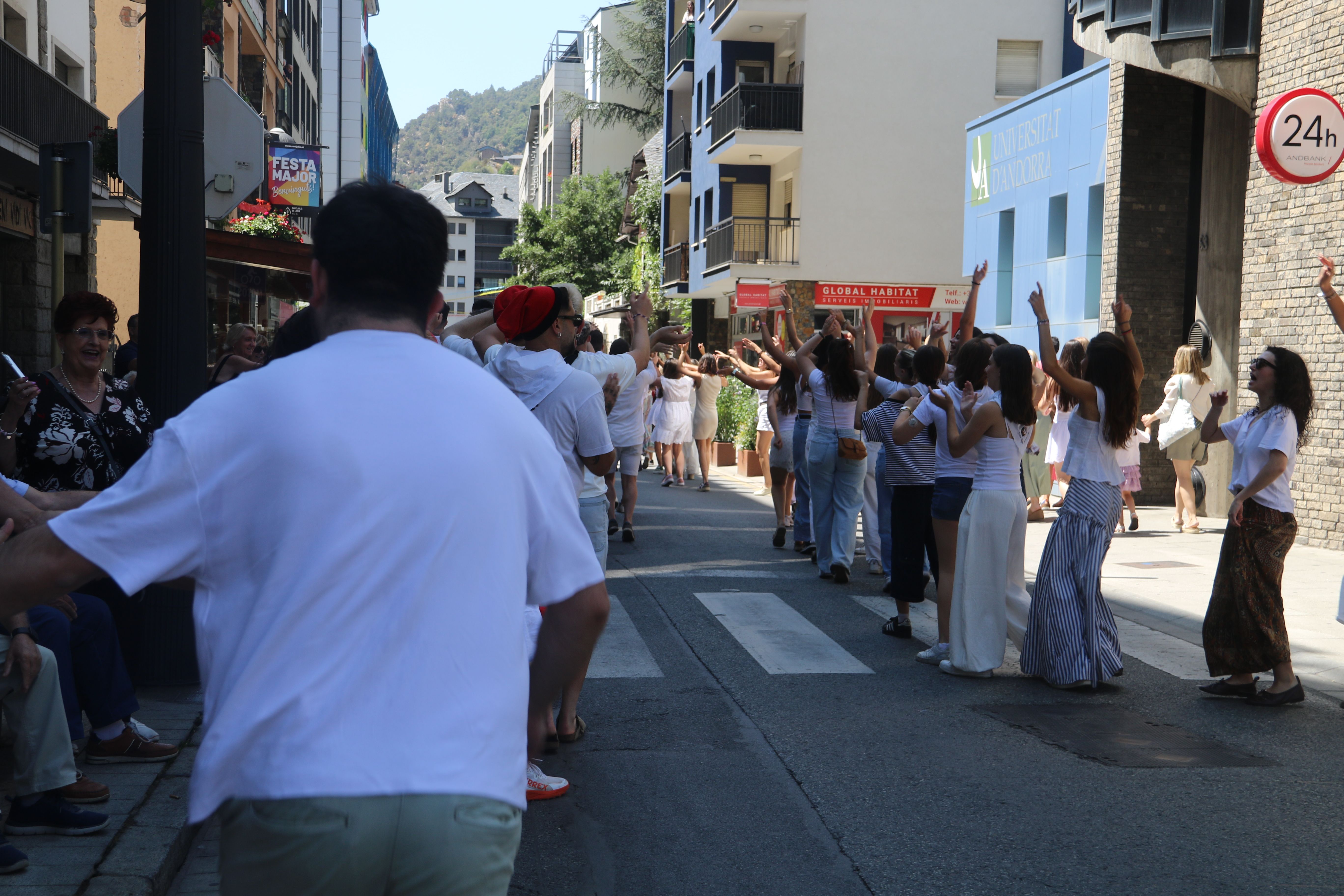 Moments de la Passa aquest migdia a Sant Julià.