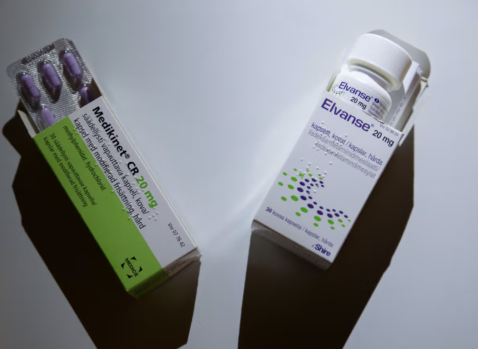 Envasos d'Elvanse i Medikinet.