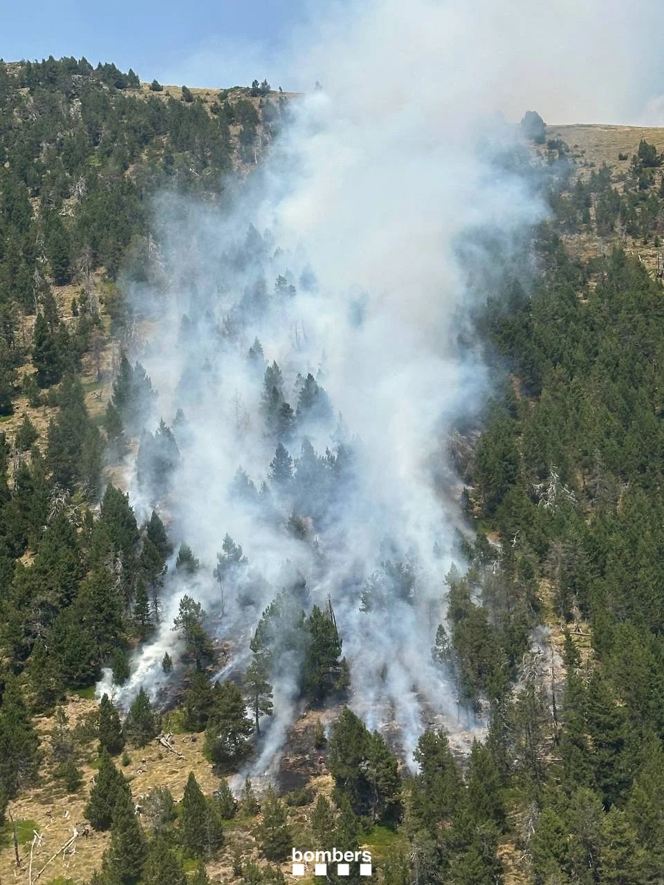 Incendi a Os de Civís.