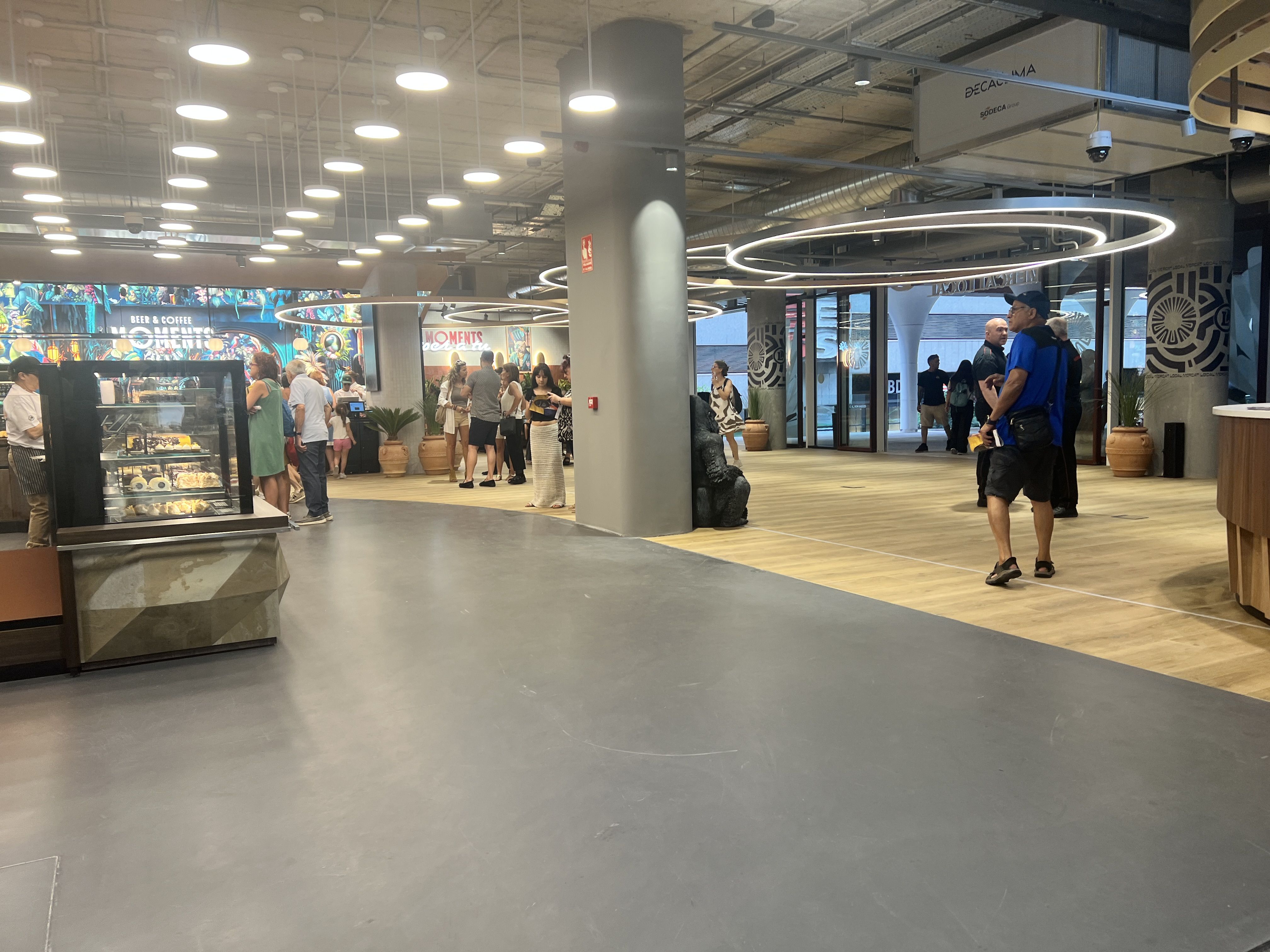 Nous espais de L.Eclerc Mercat Local. Nous espais de L.Eclerc Mercat Local.