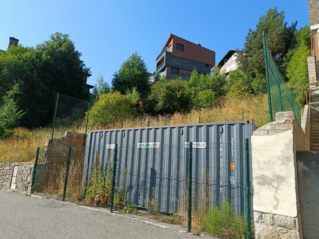 Parcel·la a la Massana on hi havia hagut casa Parramon.