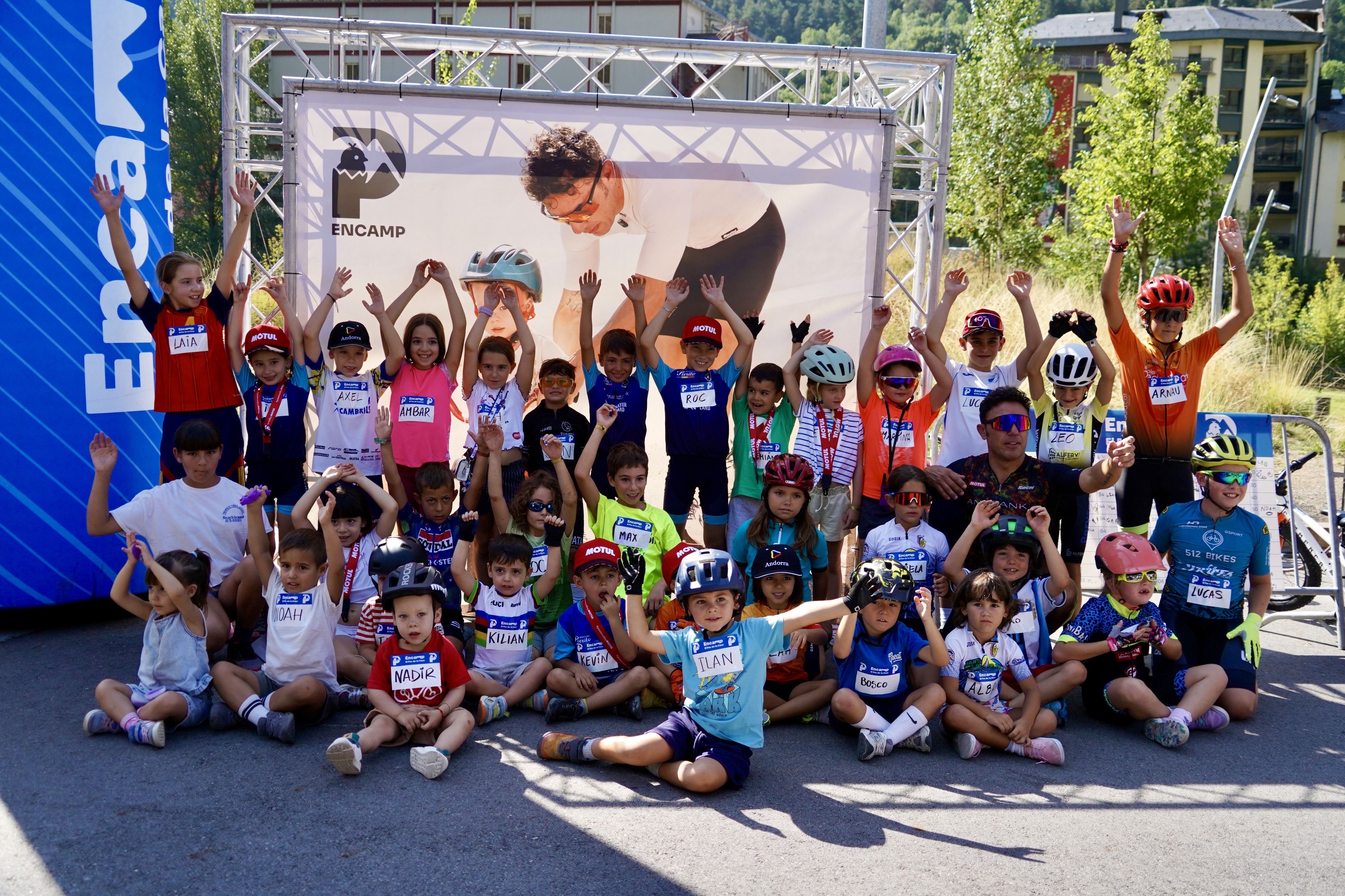 Alguns dels participants amb l'excicilista.