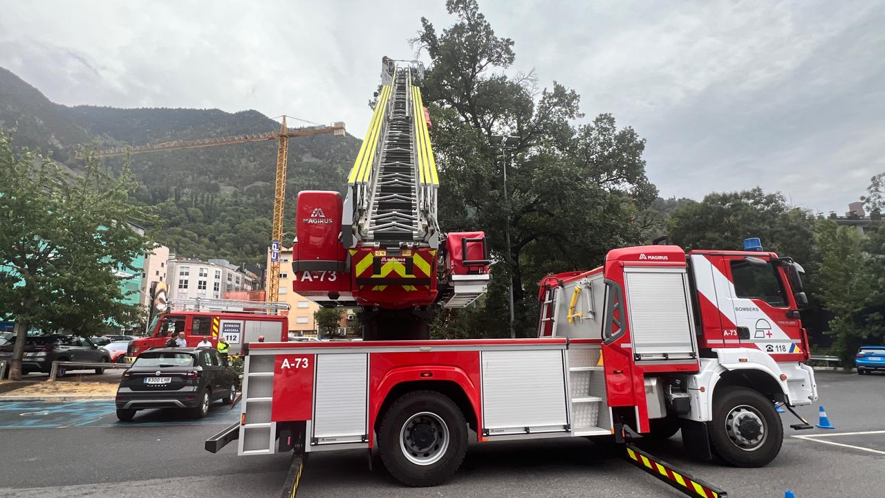 Actuació dels bombers. Actuació dels bombers.