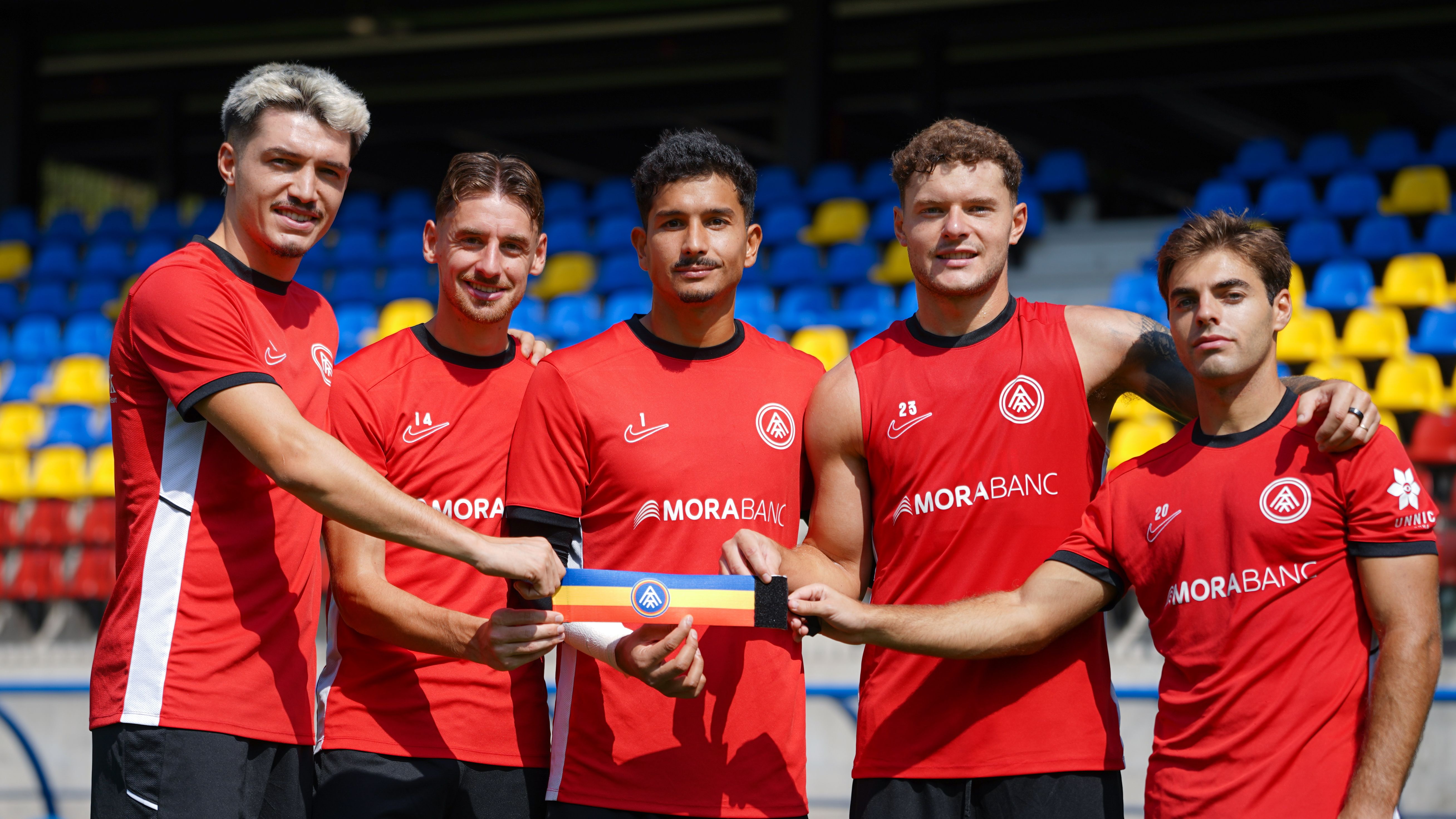 Els cinc capitans de l'FC Andorra per aquesta nova temporada 2026-27. Els cinc capitans de l'FC Andorra per aquesta nova temporada 2026-27.