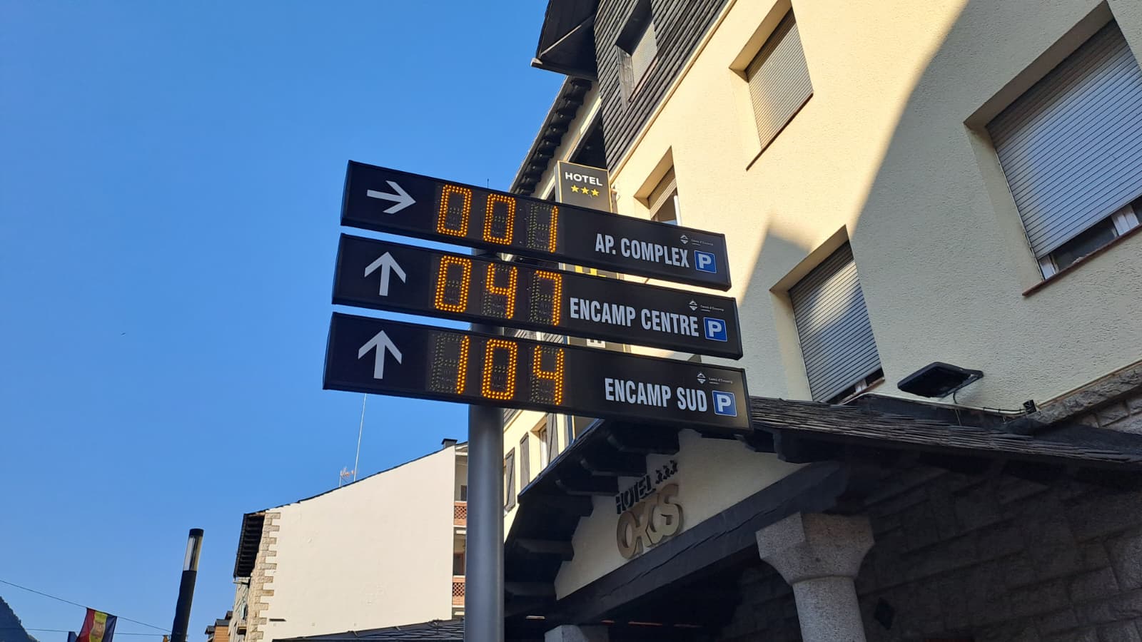 Un dels nous panells d'informació. Un dels nous panells d'informació.