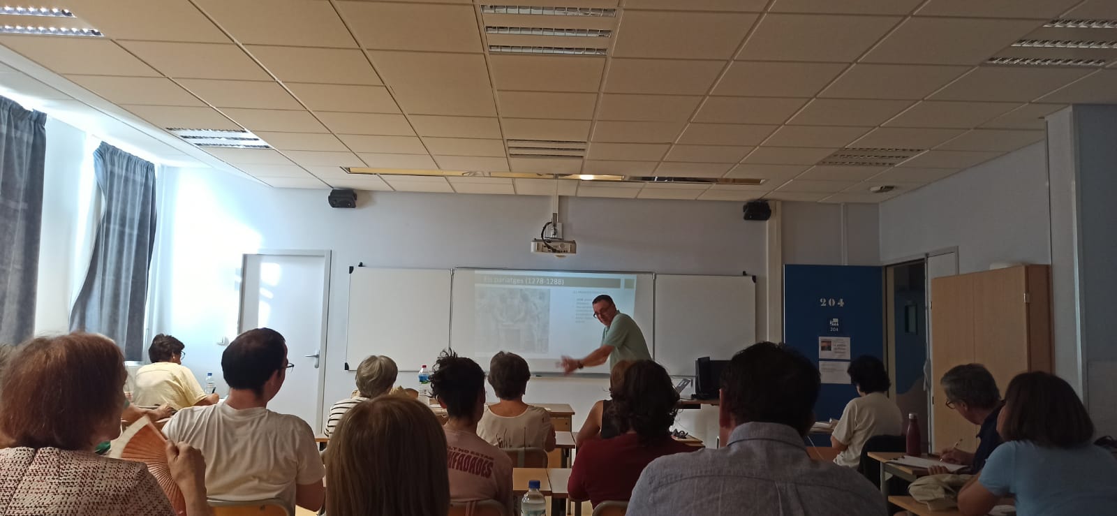Curs de ciència política a la Universitat Catalana d'Estiu sobre Andorra impartit per Univers Bertrana.