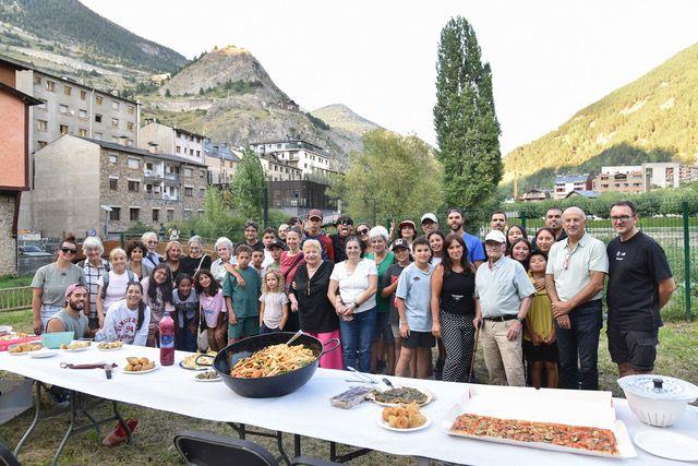 Els hortolans de Canillo comparteixen  experiències i coneixements en la primera trobada  intergeneracional.