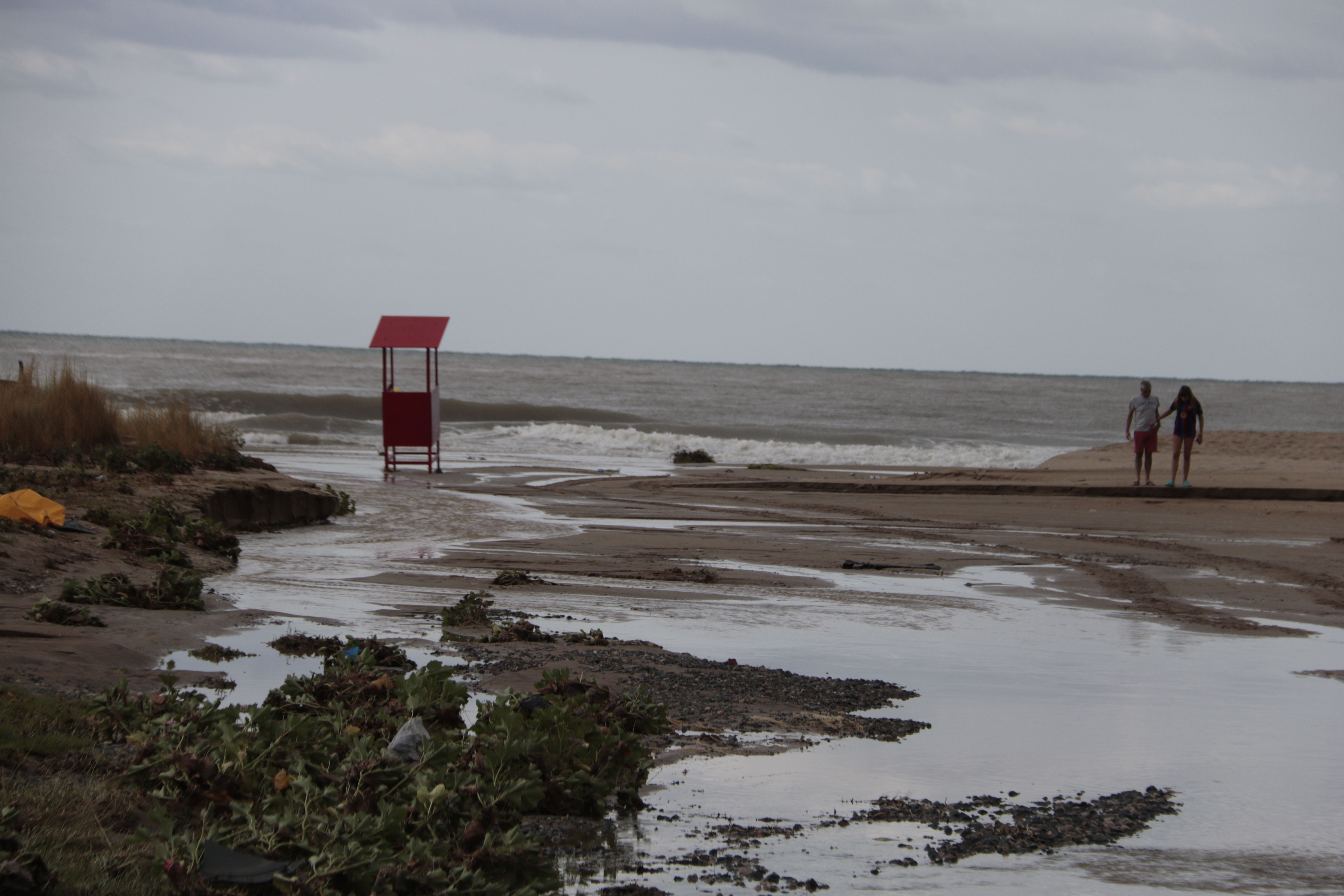 Situació a la zona marítima de Sant Salvador, al Vendrell. Situació a la zona marítima de Sant Salvador, al Vendrell.