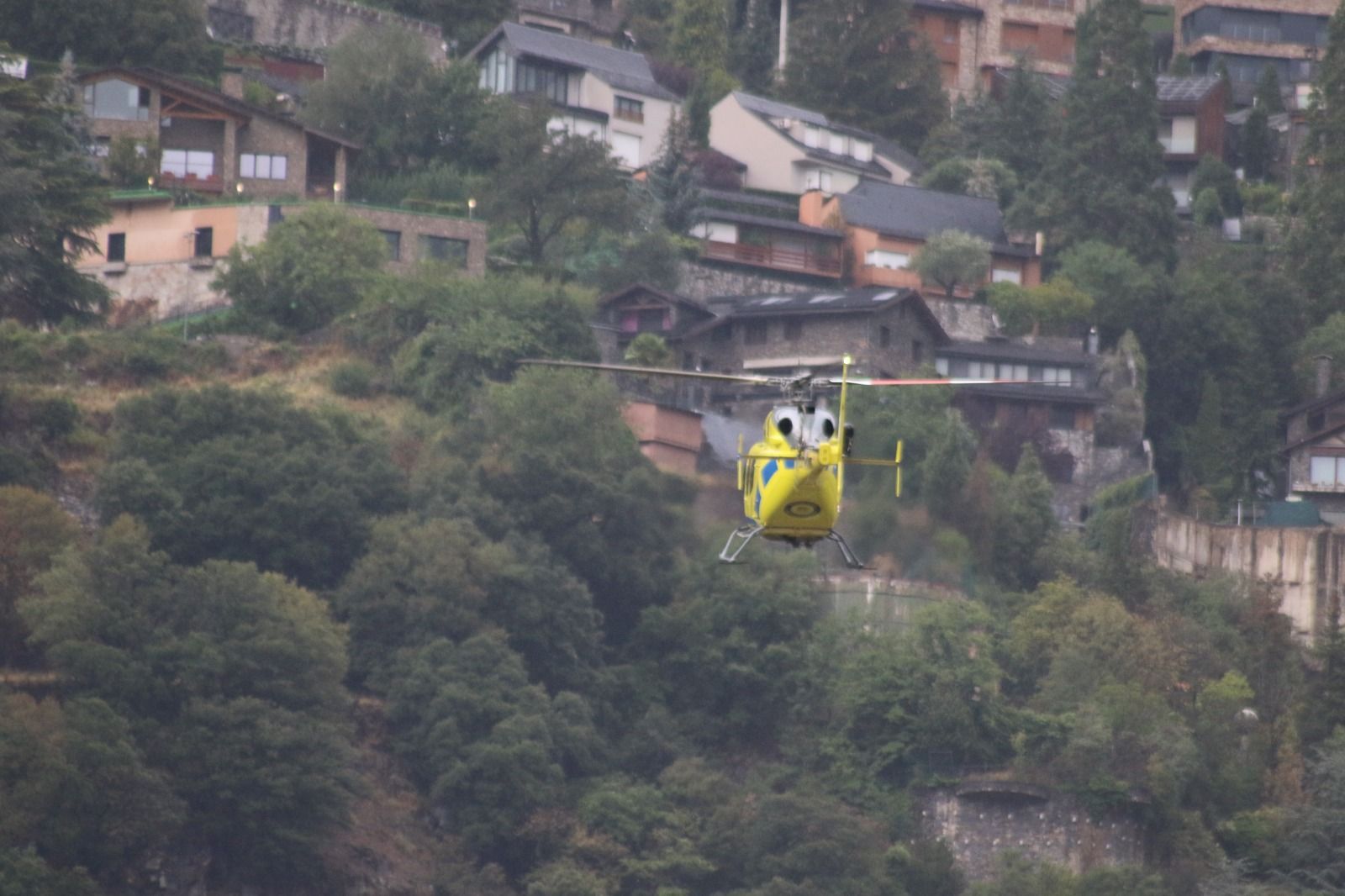Helicòpter arribant a l'hospital. Helicòpter arribant a l'hospital.