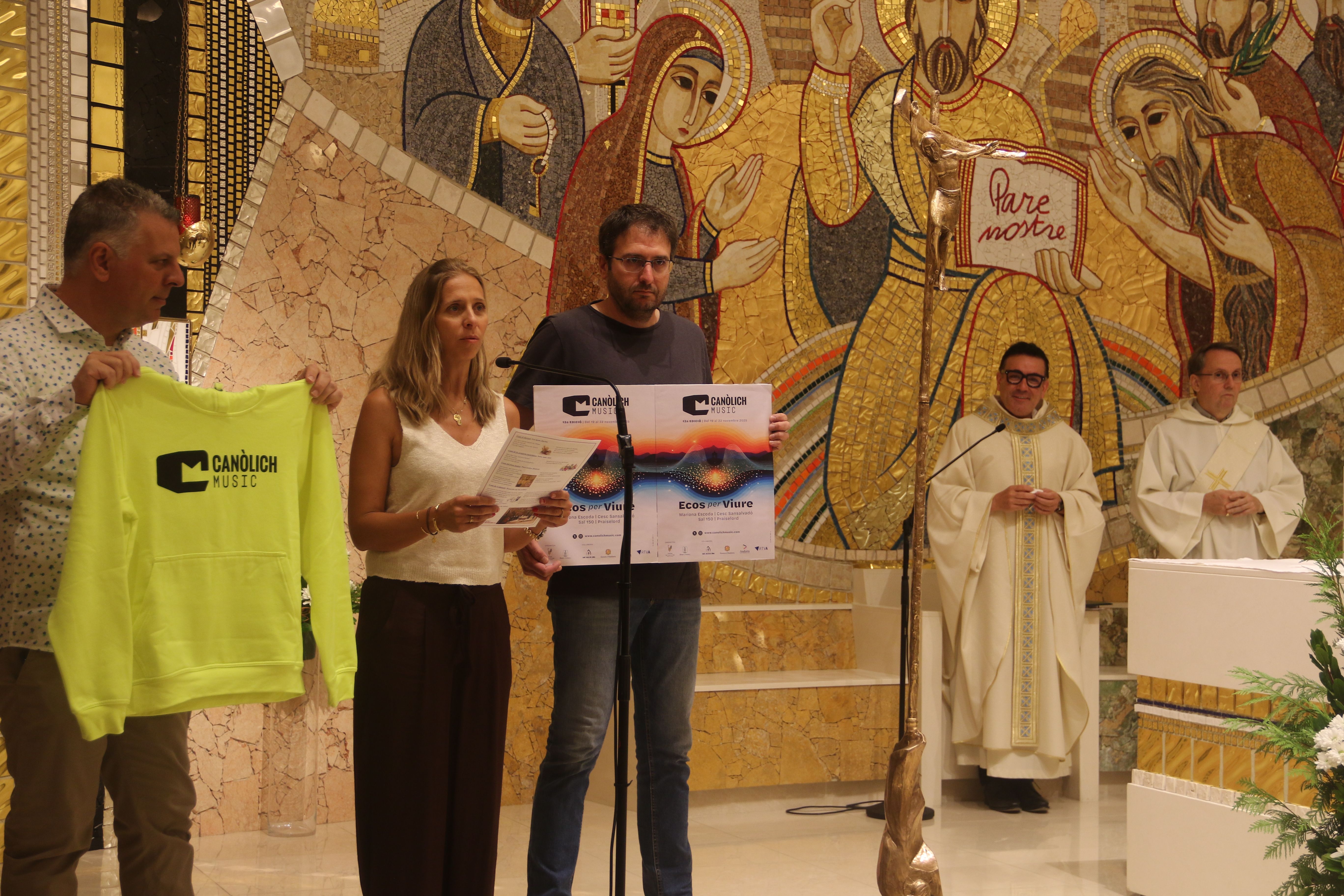 Durant les pregàries s'han recordat tots els projectes impulsats per mossèn Pepe. Durant les pregàries s'han recordat tots els projectes impulsats per mossèn Pepe.