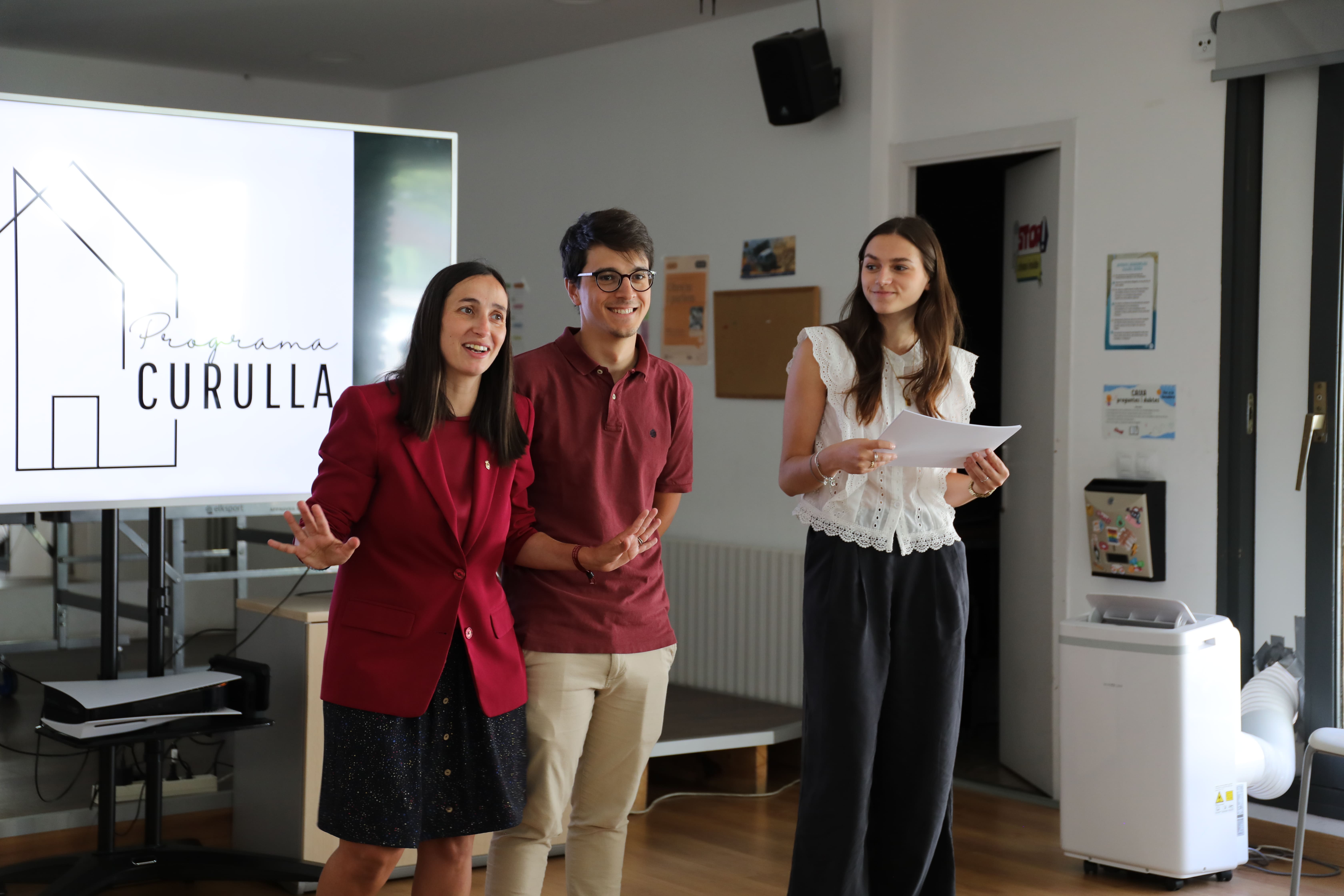 Entrega diplomes Programa Curulla. La portaveu del Sindicat, Rebeca Bonache.