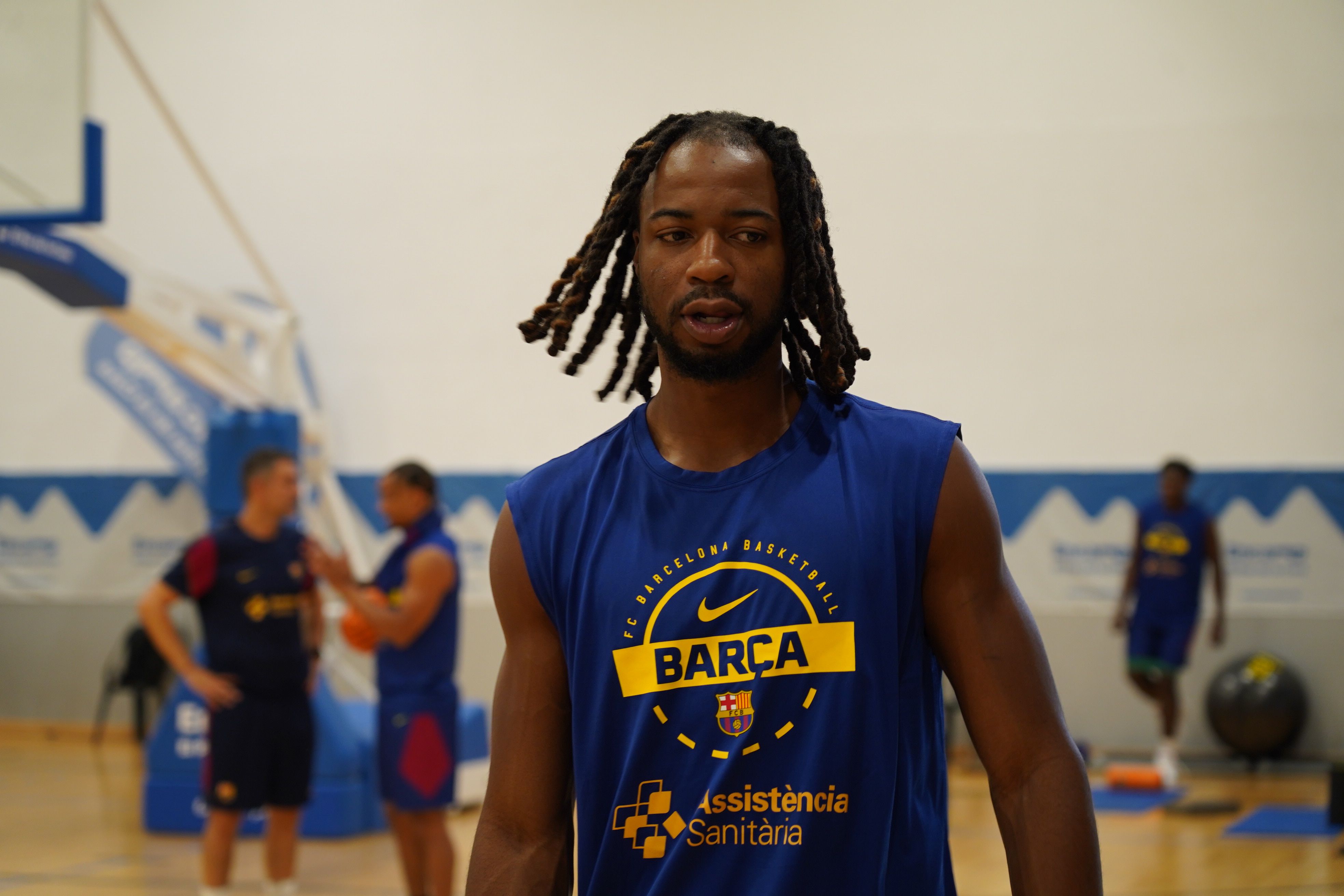 Umude, durant la sessió d'entrenament. Umude, durant la sessió d'entrenament.
