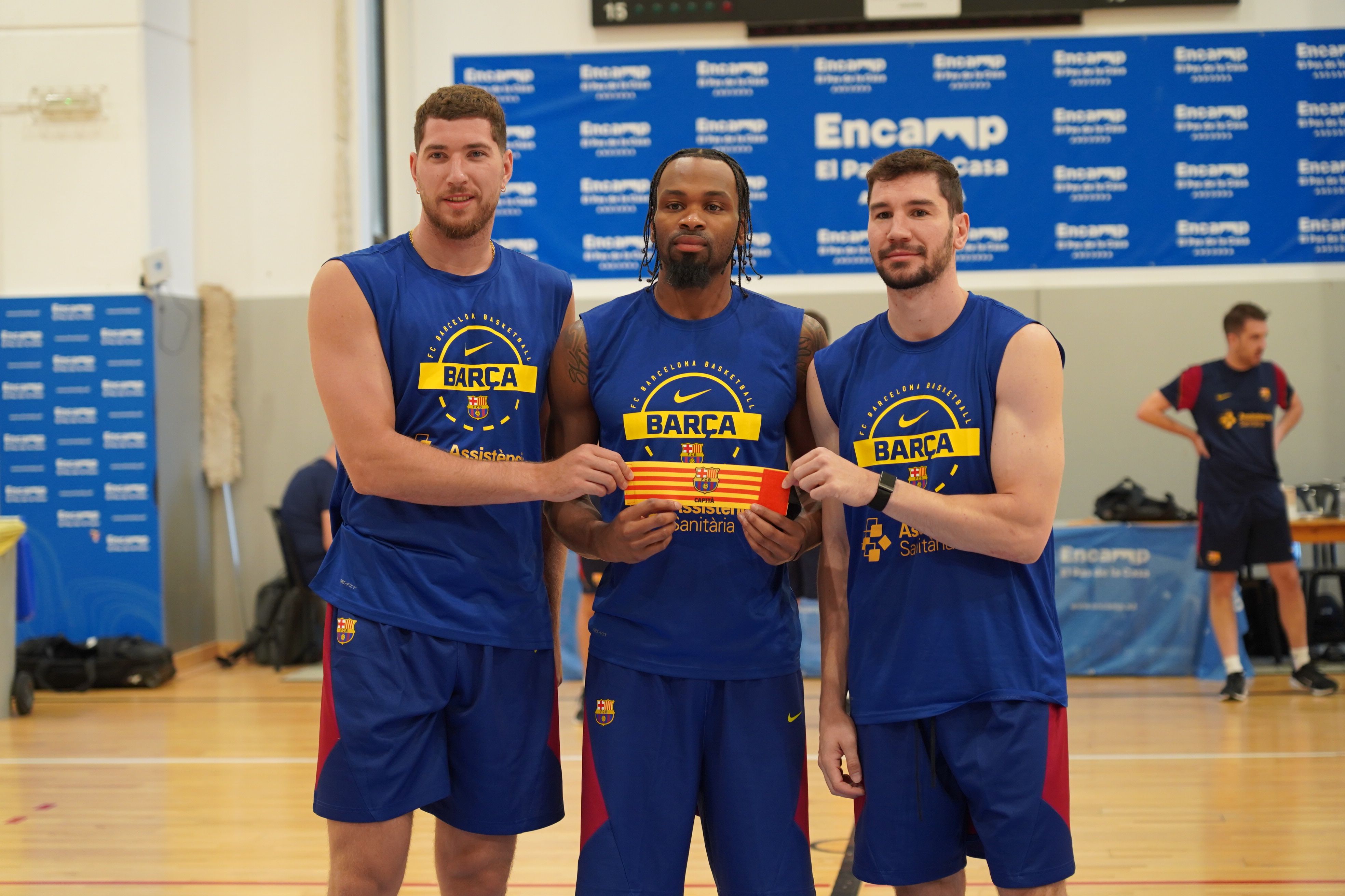 Els tres nous capitans del conjunt blaugrana. Els tres nous capitans del conjunt blaugrana.