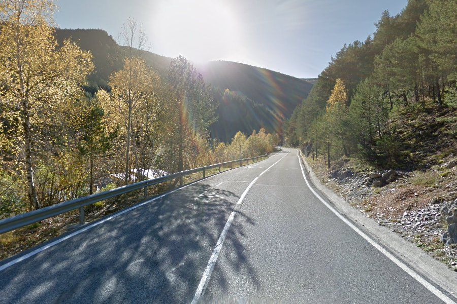 La incidència s’ha produït passat el càmping Xixerella, a la Massana. La incidència s’ha produït passat el càmping Xixerella, a la Massana.