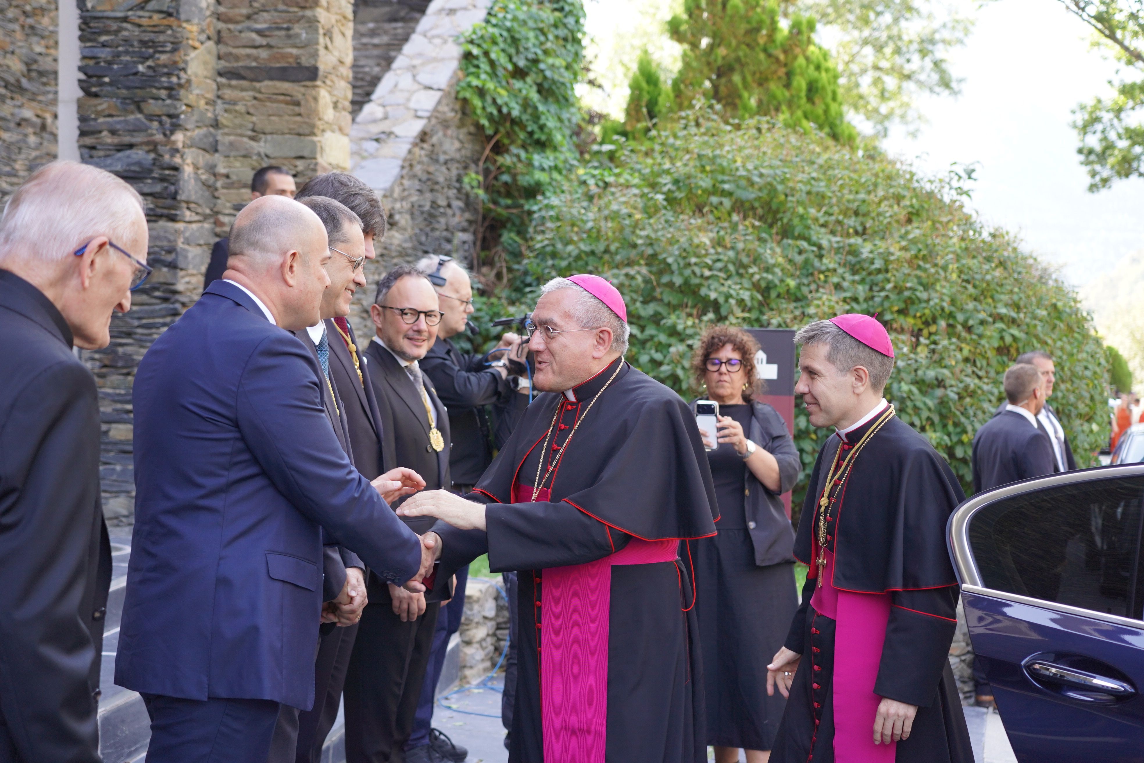 Pioppo arriba al santuari. Pioppo arriba al santuari.