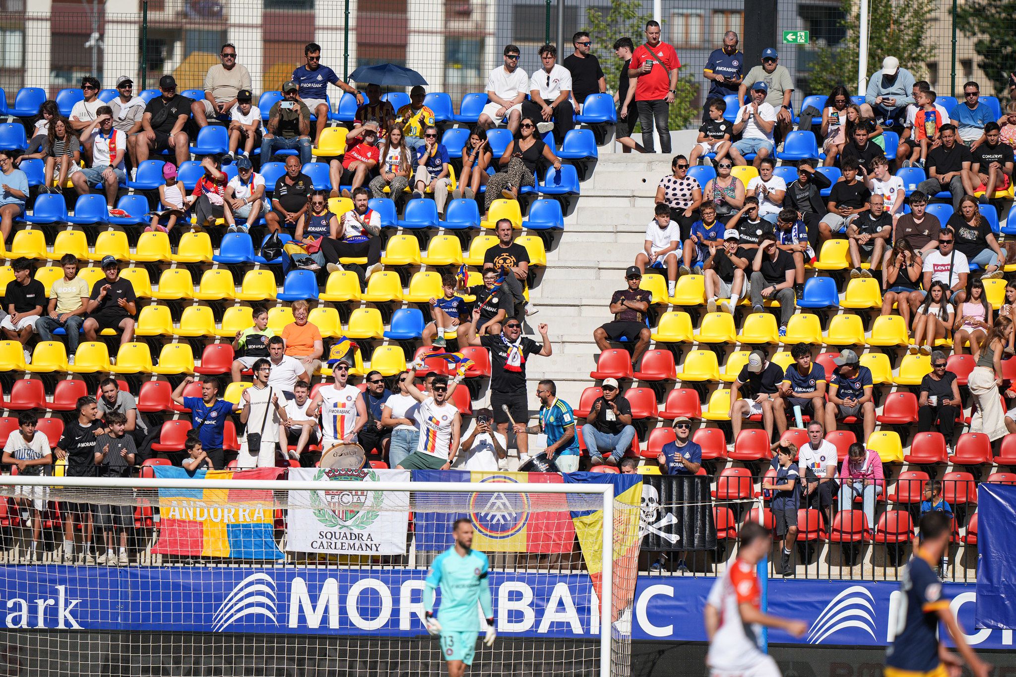La zona del Gol Nord, durant l'Andorra-Eibar.