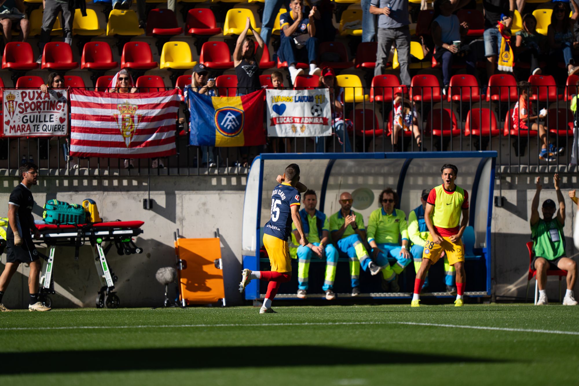 Cano ha aixecat la graderia amb el gol de l'empat de l'Andorra. La portaveu del Sindicat, Rebeca Bonache.