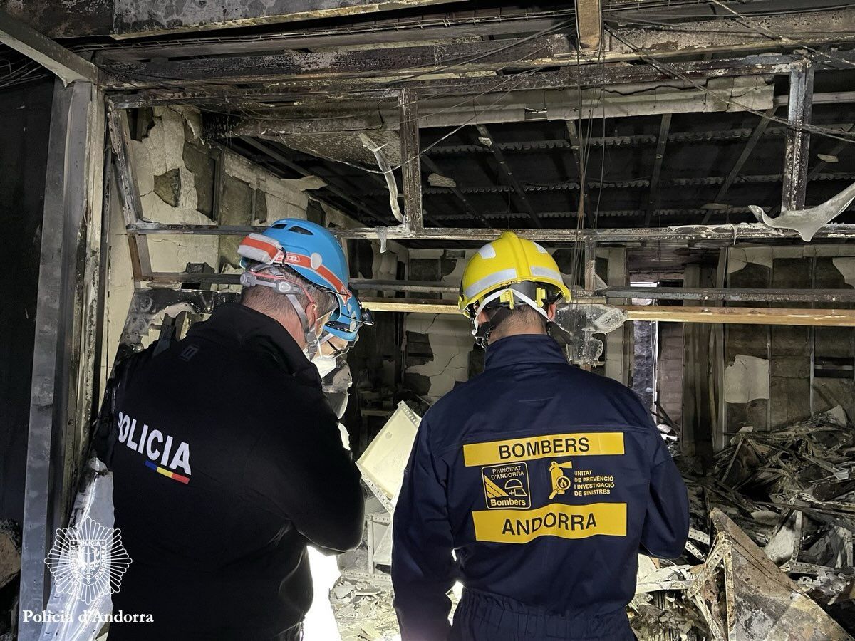 Un moment de la inspecció ocular. Un moment de la inspecció ocular.
