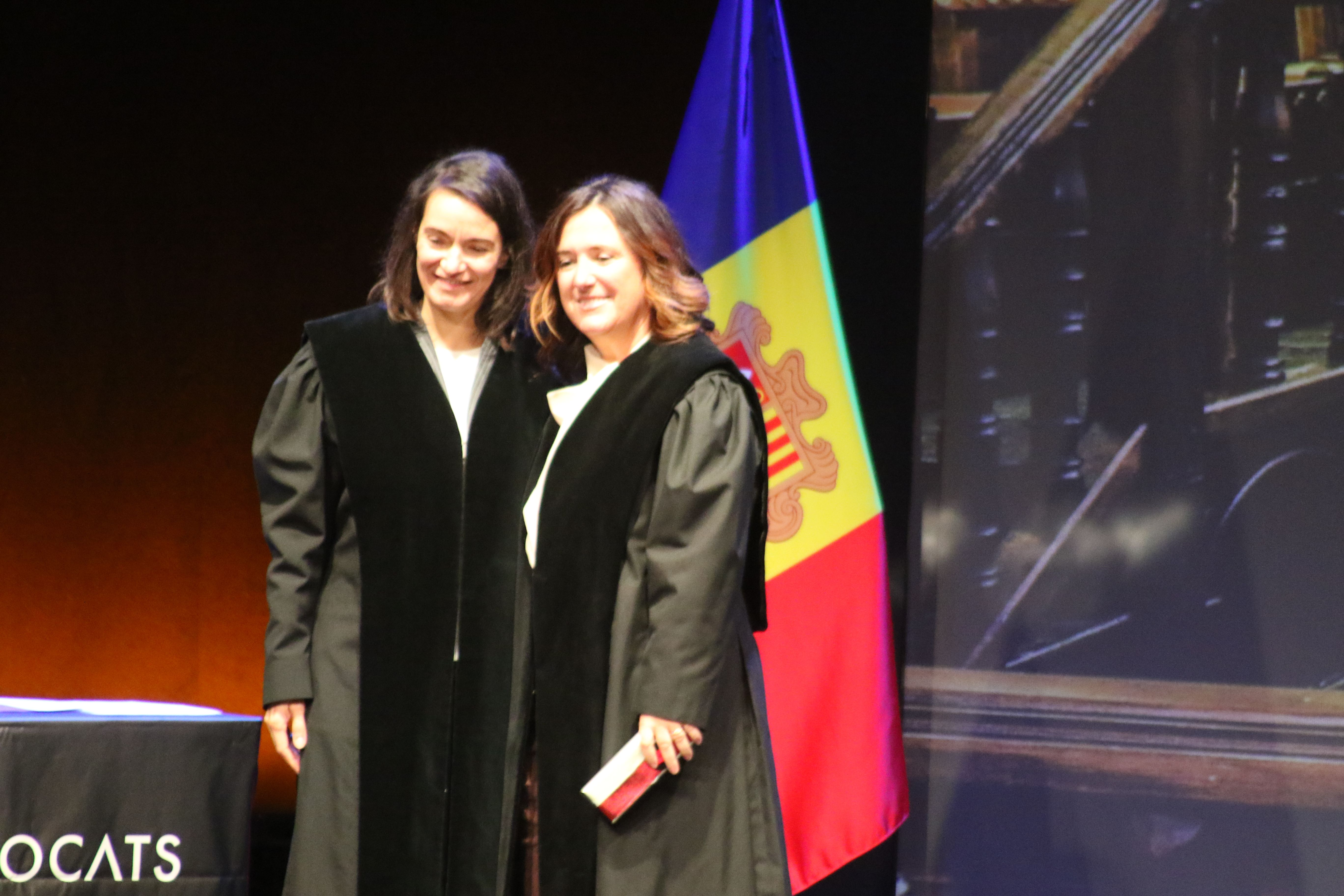Elisabet Royuela ha estat distingida pels 25 anys de col·legiació. Elisabet Royuela ha estat distingida pels 25 anys de col·legiació.