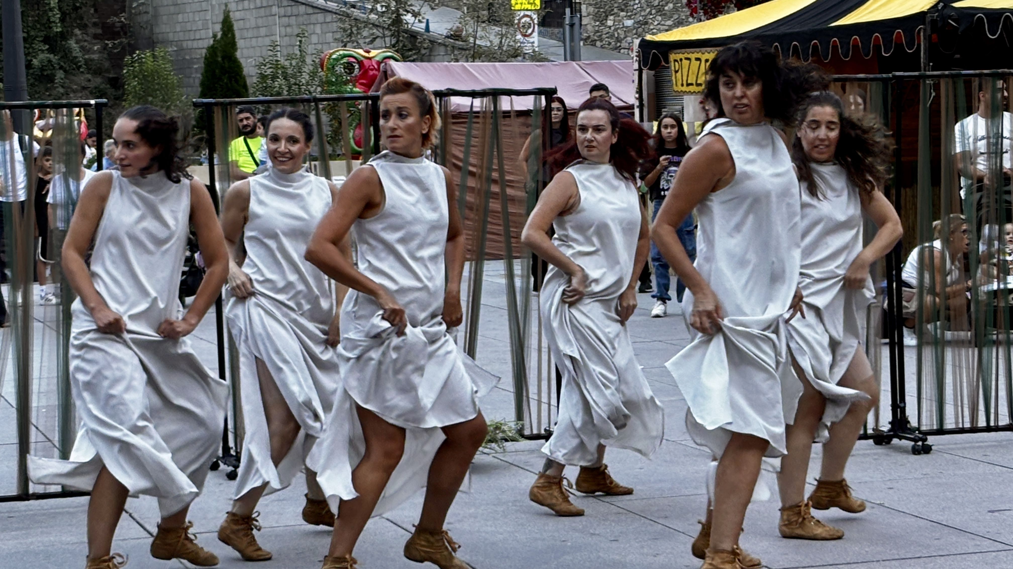 Espectacle ‘Dones de Llegenda’ a Sant Julià de Lòria Espectacle ‘Dones de Llegenda’ a Sant Julià de Lòria