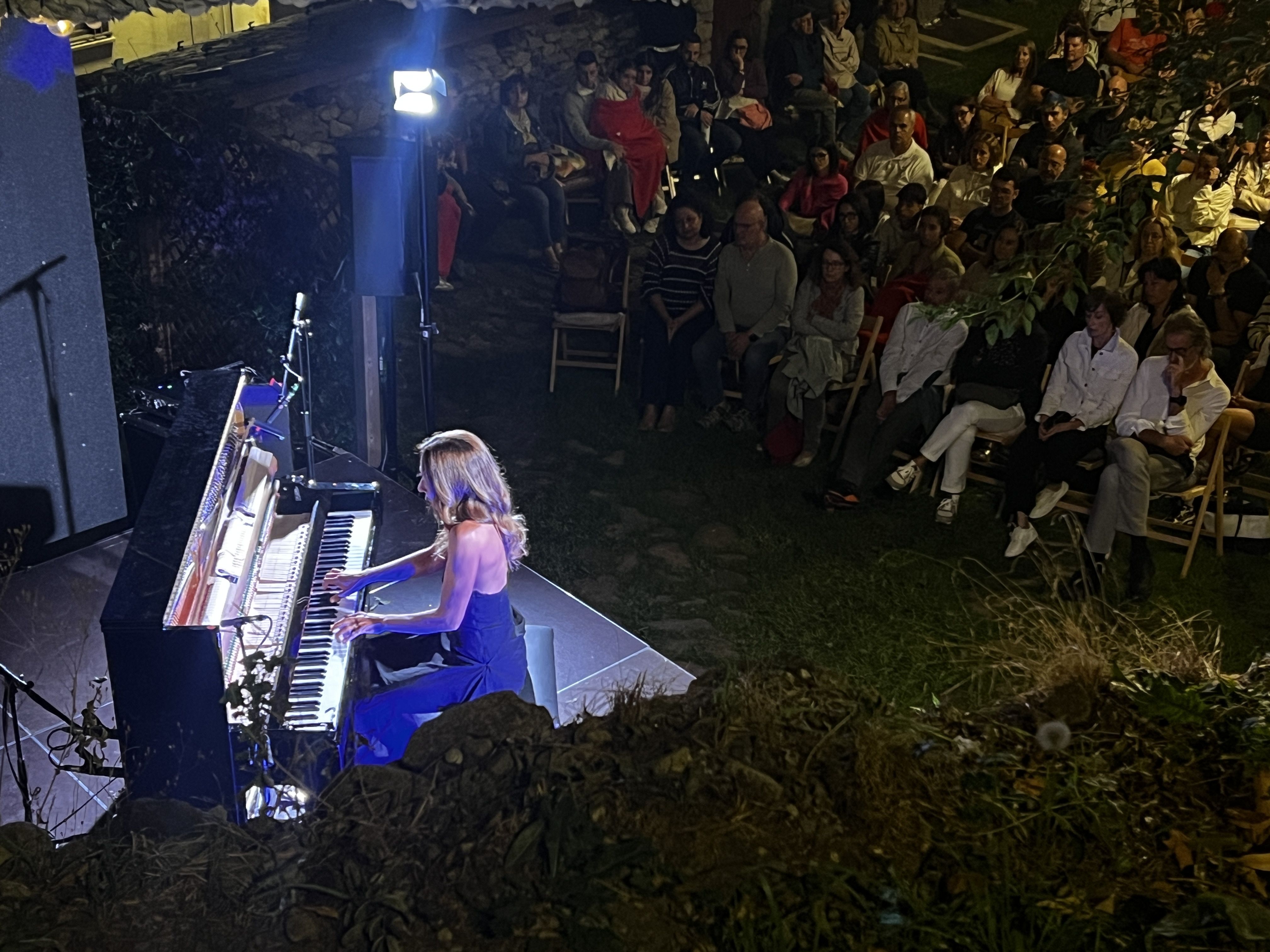 Laura Andrés ha portat 'Zero' a Escaldes i, després, temes dels seus altres tres discs.