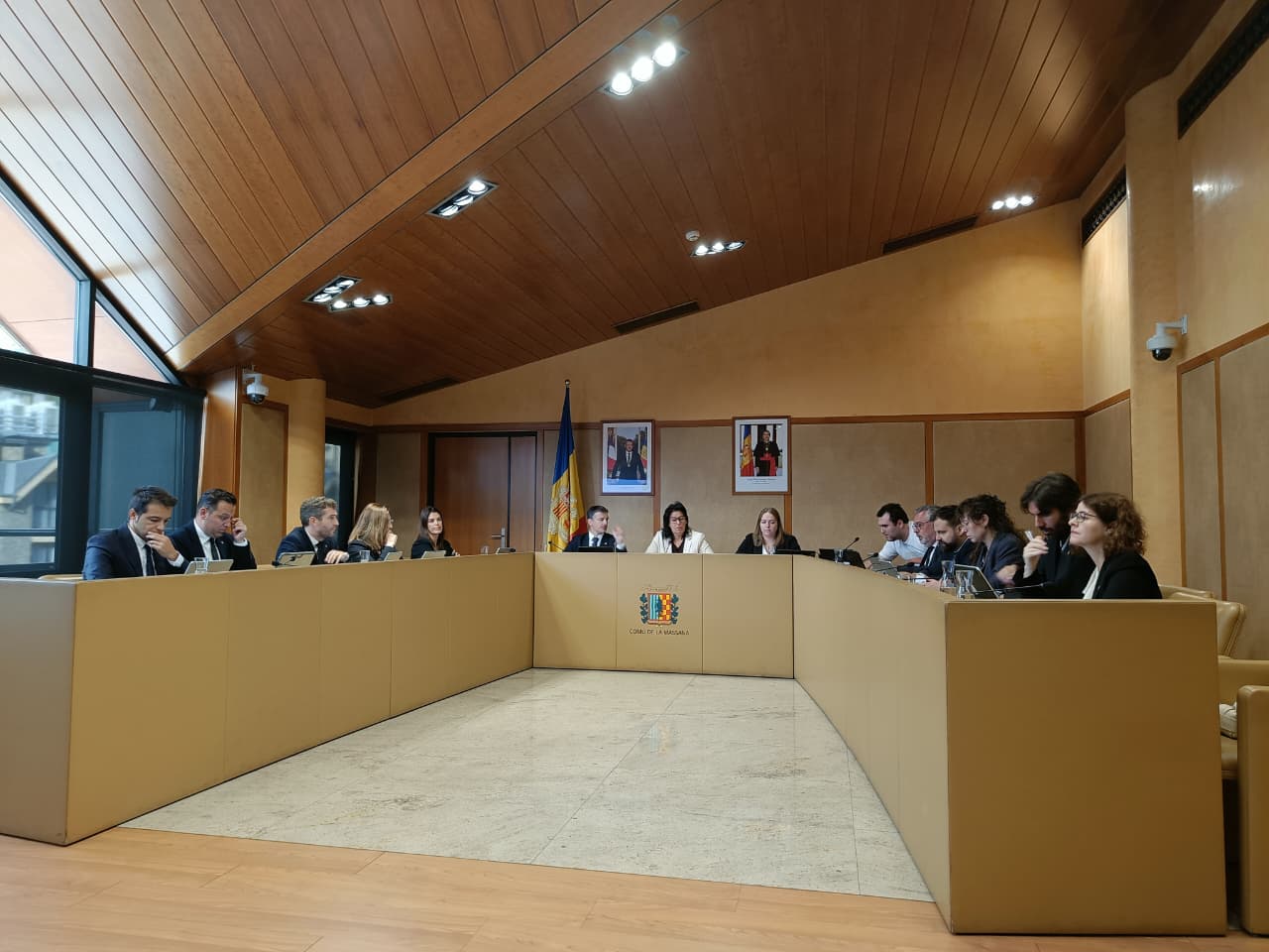 Un instant de la sessió de consell de comú d'aquest dilluns a la Massana. Un instant de la sessió de consell de comú d'aquest dilluns a la Massana.