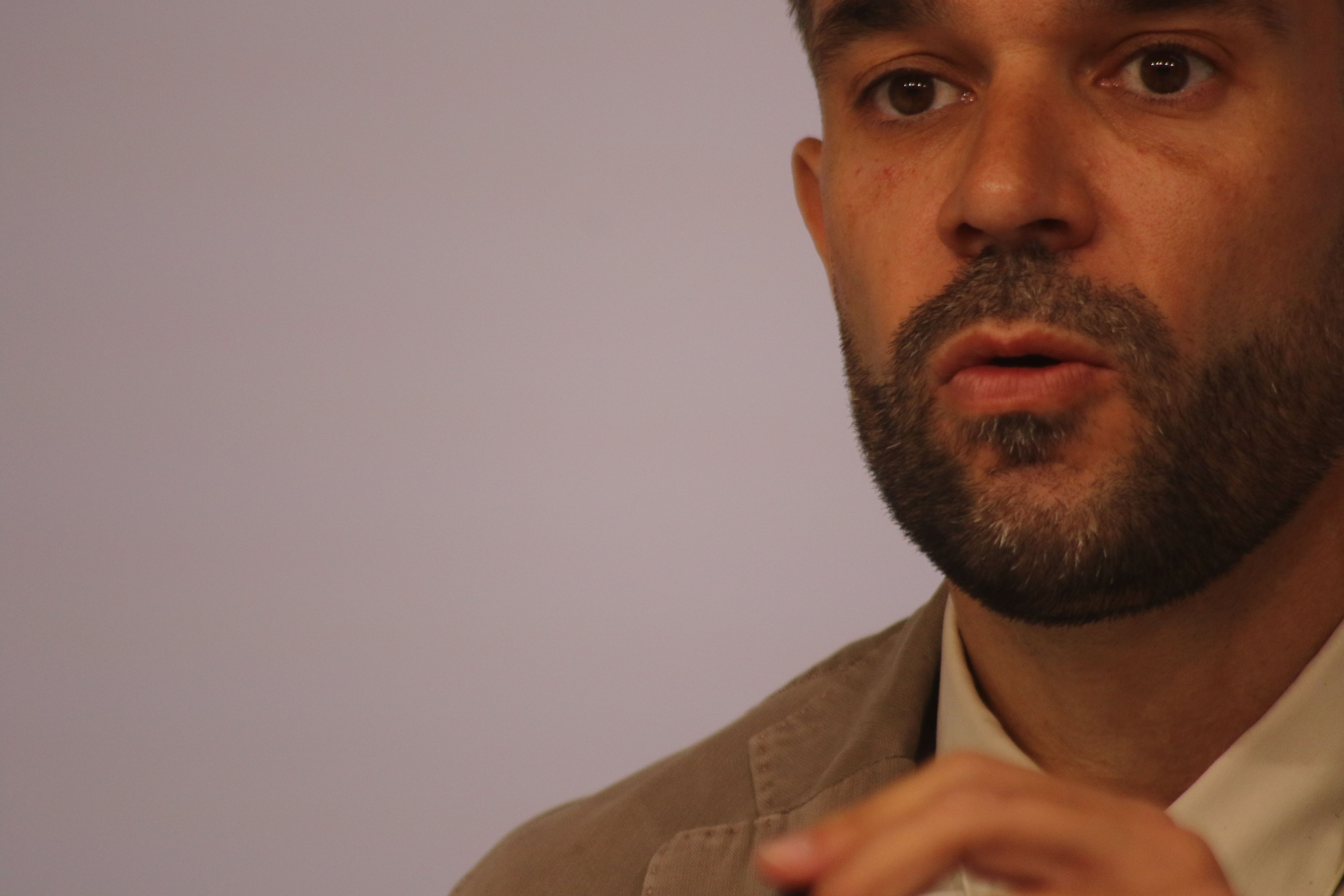 Chalair assumirà les connexions aèries des de la Seu: Madrid, París ...