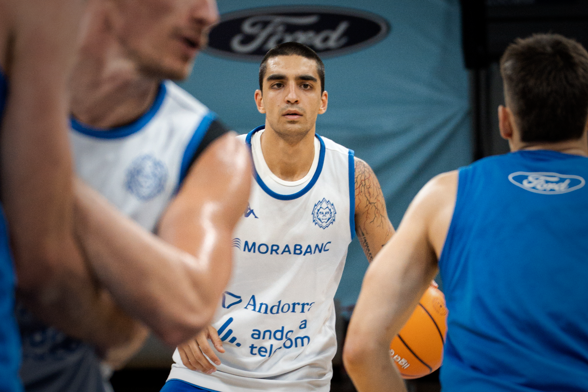 Andronikashvili entrenant.