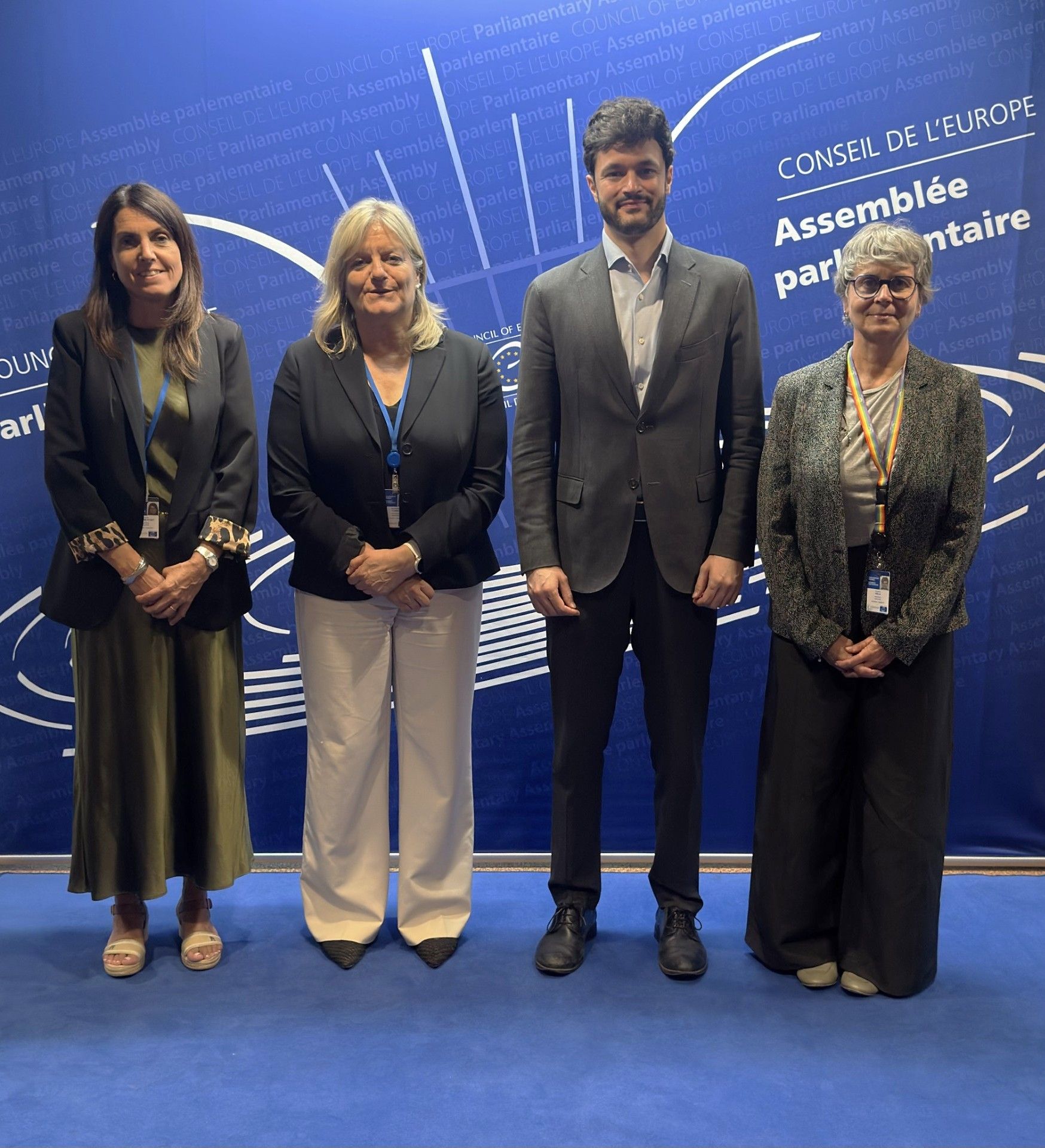 Alcobé, Coma, Escalé i Susanna Vela, a l'assemblea parlamentària del Consell d'Europa. Alcobé, Coma, Escalé i Susanna Vela, a l'assemblea parlamentària del Consell d'Europa.