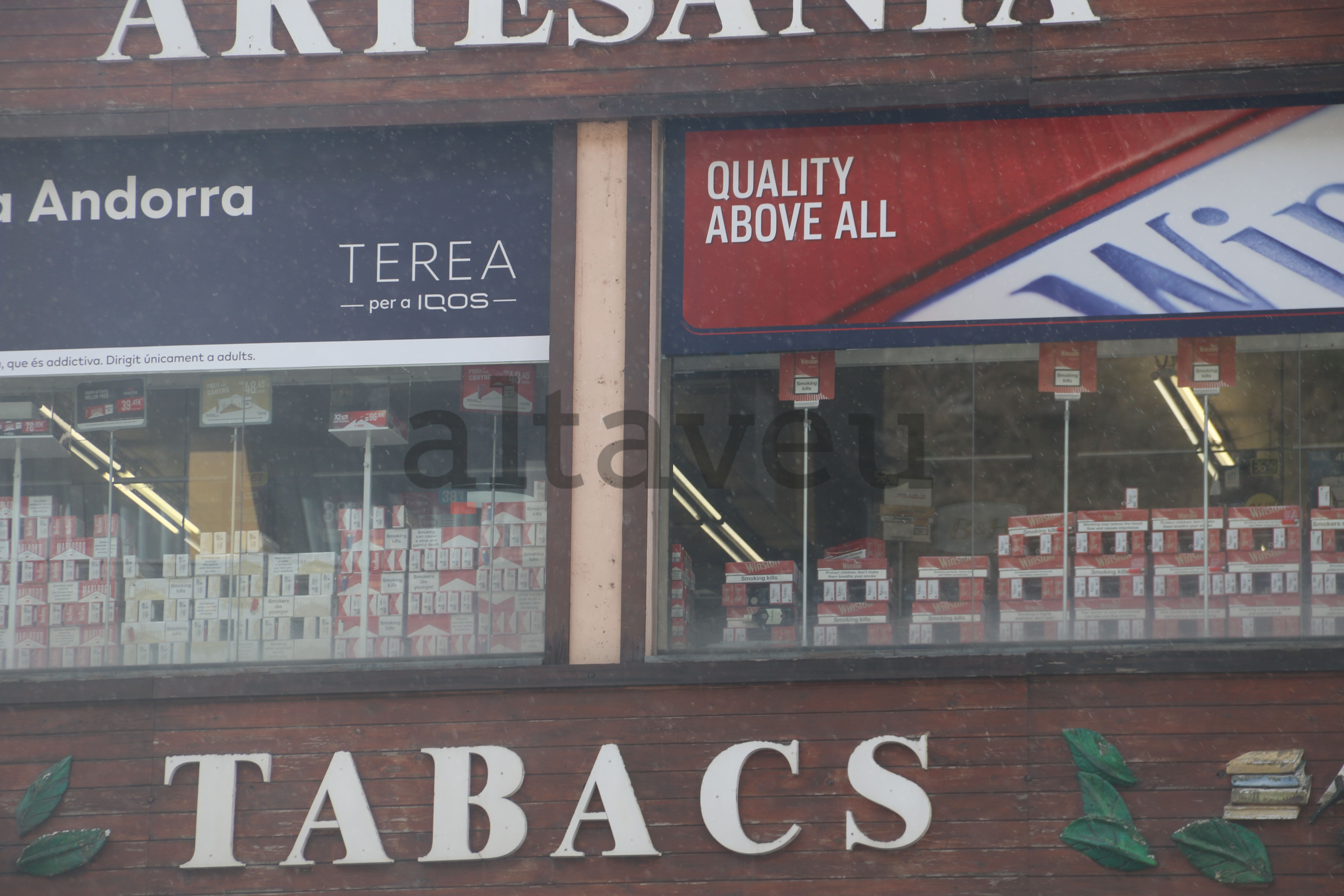 El que s'han endut els lladres és exclusivament tabac.
