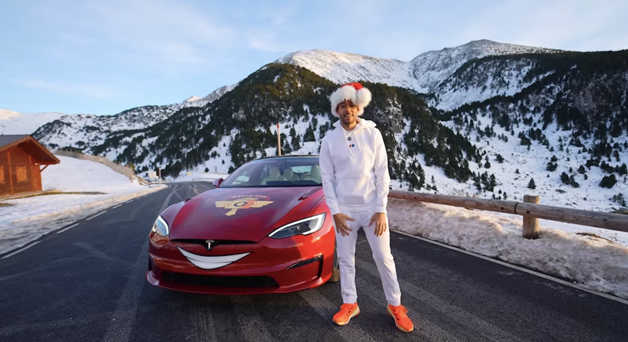 'The Grefg' promocionant el sorteig del Tesla. 'The Grefg' promocionant el sorteig del Tesla.