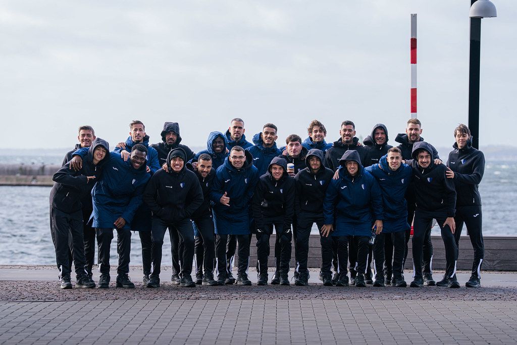 La plantilla de l'Inter que ha viatjat a Helsingborg, en una foto de família.