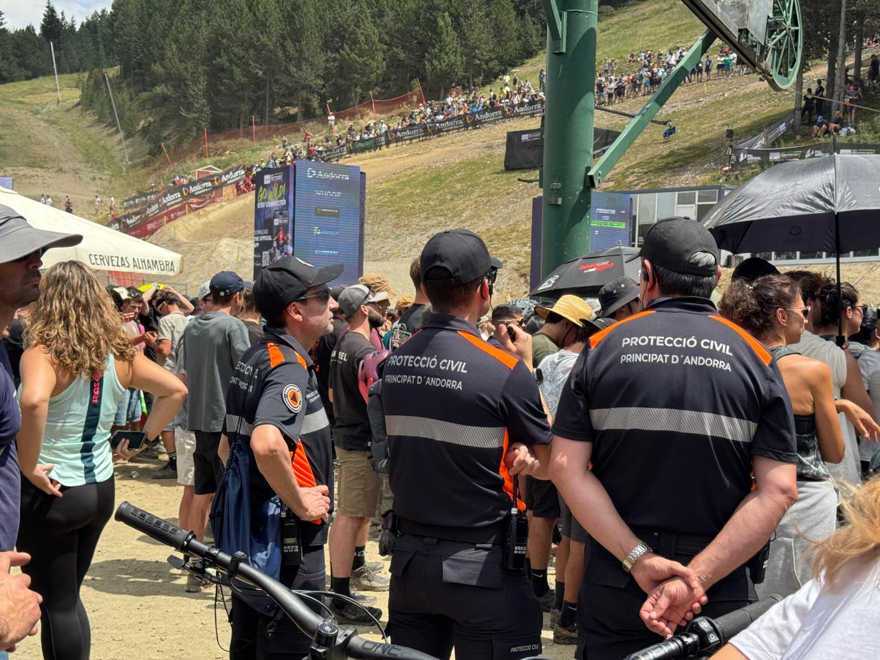 Voluntaris de Protecció Civil a la Copa del Món de BTT. Voluntaris de Protecció Civil a la Copa del Món de BTT.