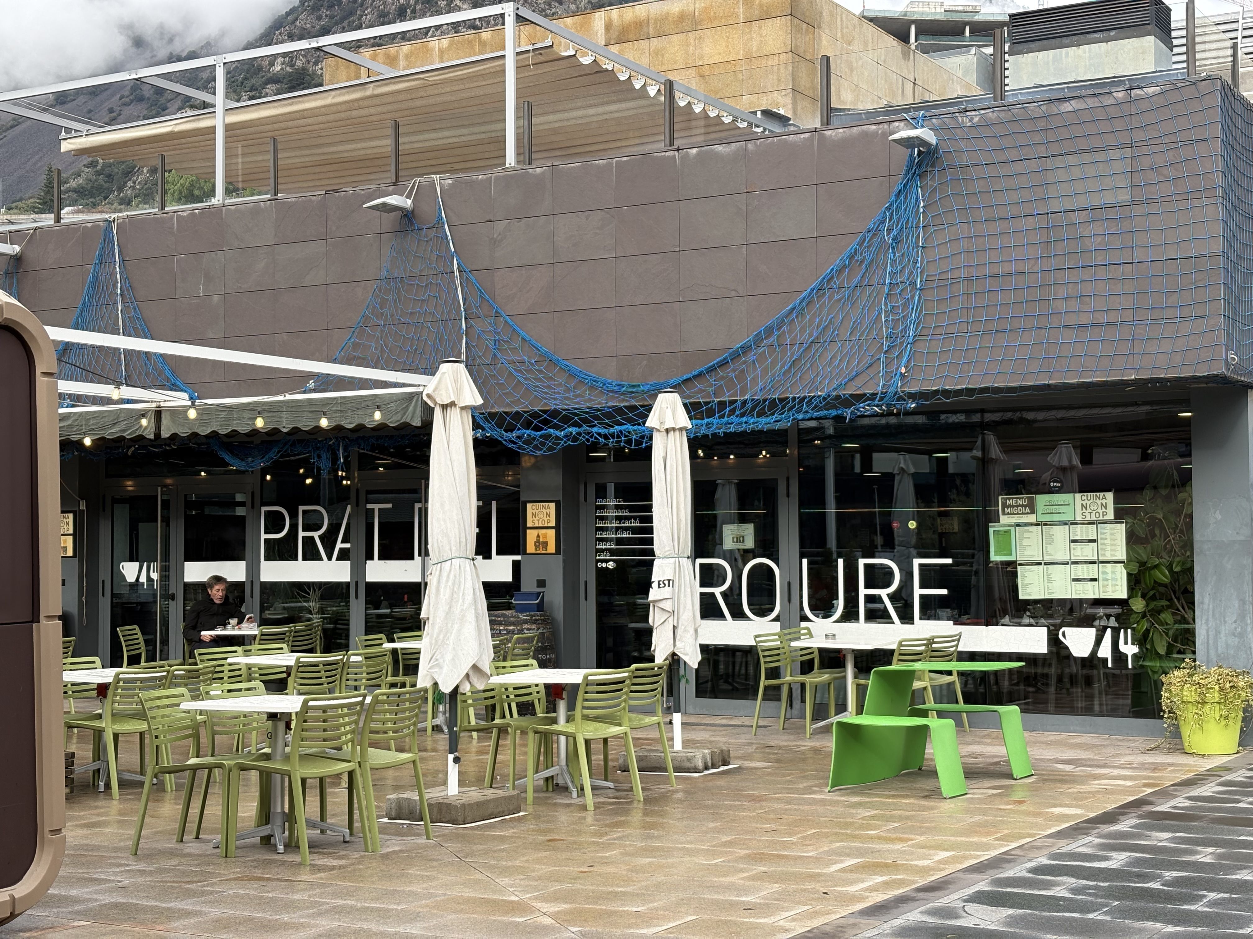 El bar del Prat del Roure.