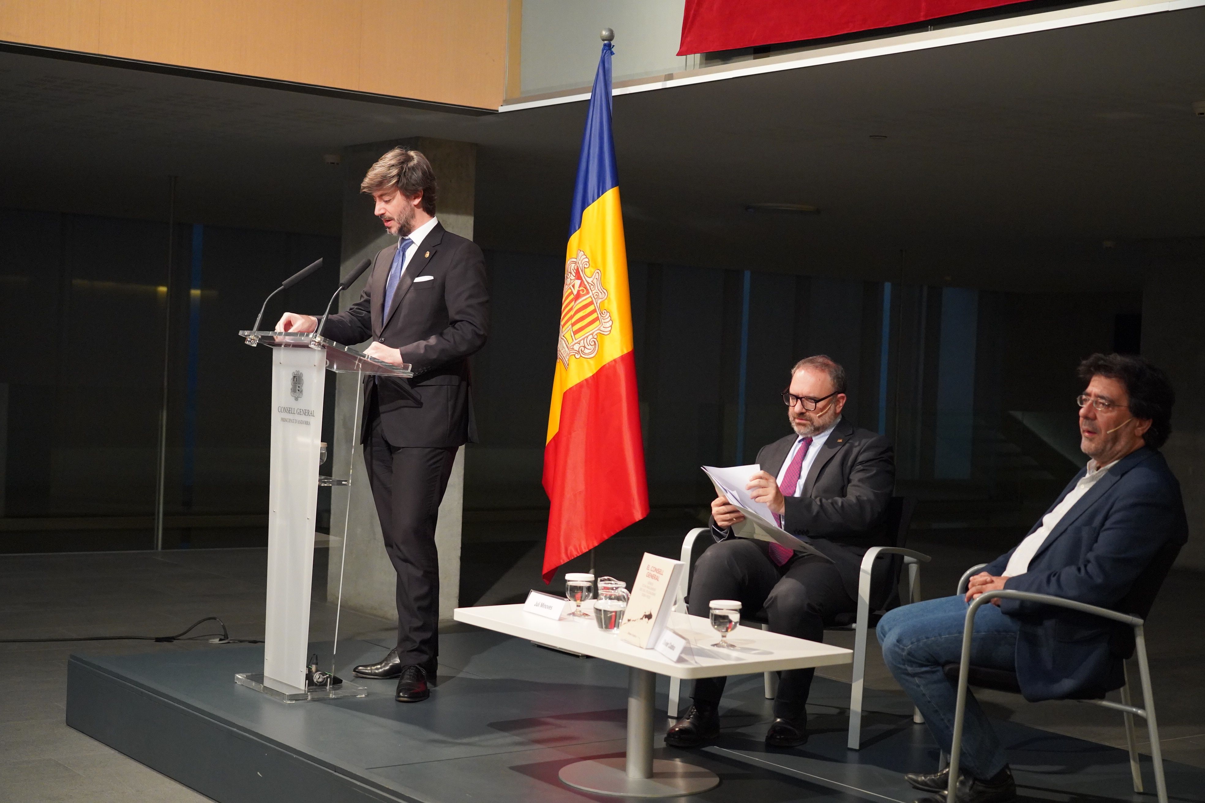 Un moment de la presentació. La portaveu del Sindicat, Rebeca Bonache.