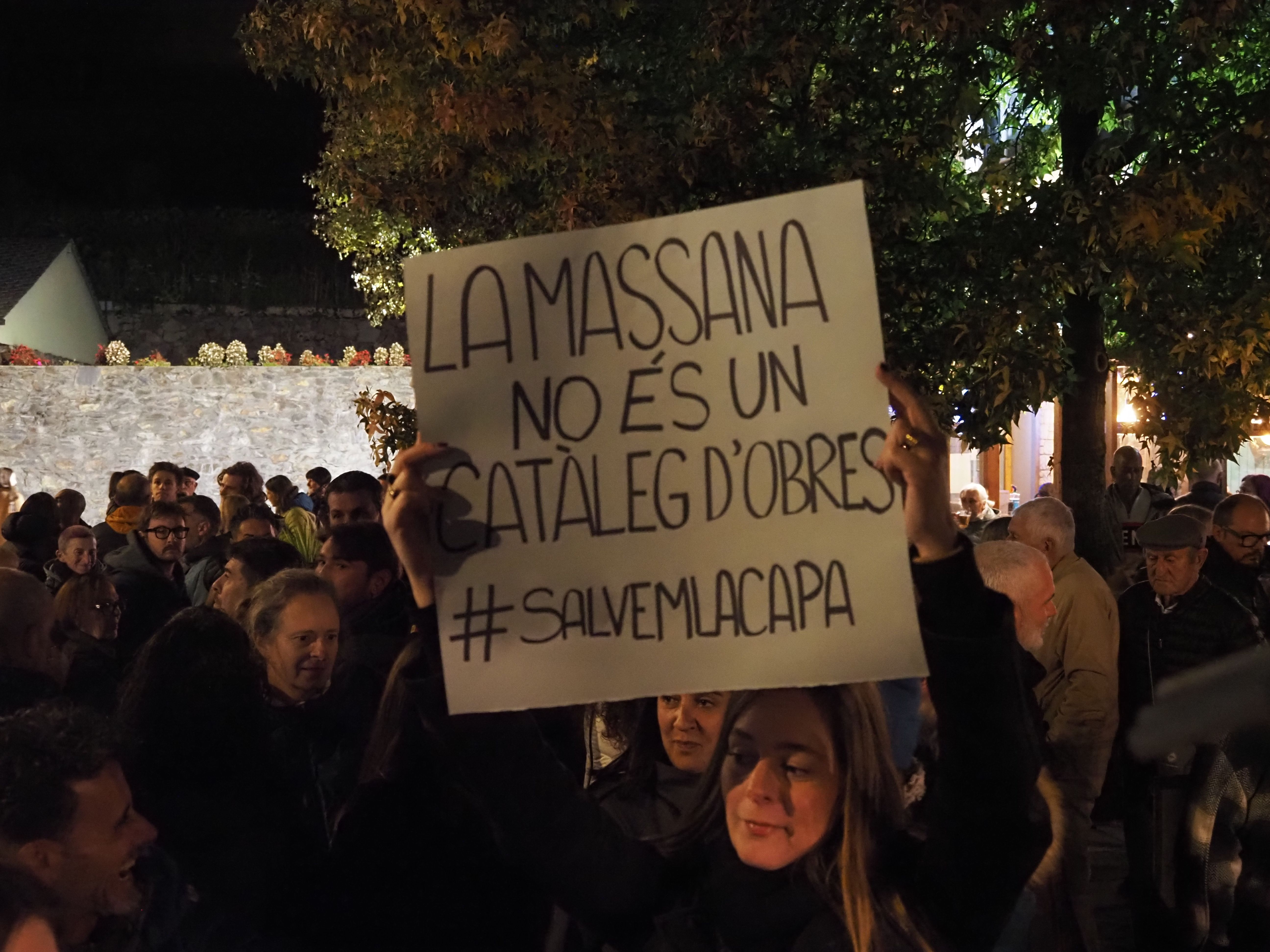 Una de les pancartes.