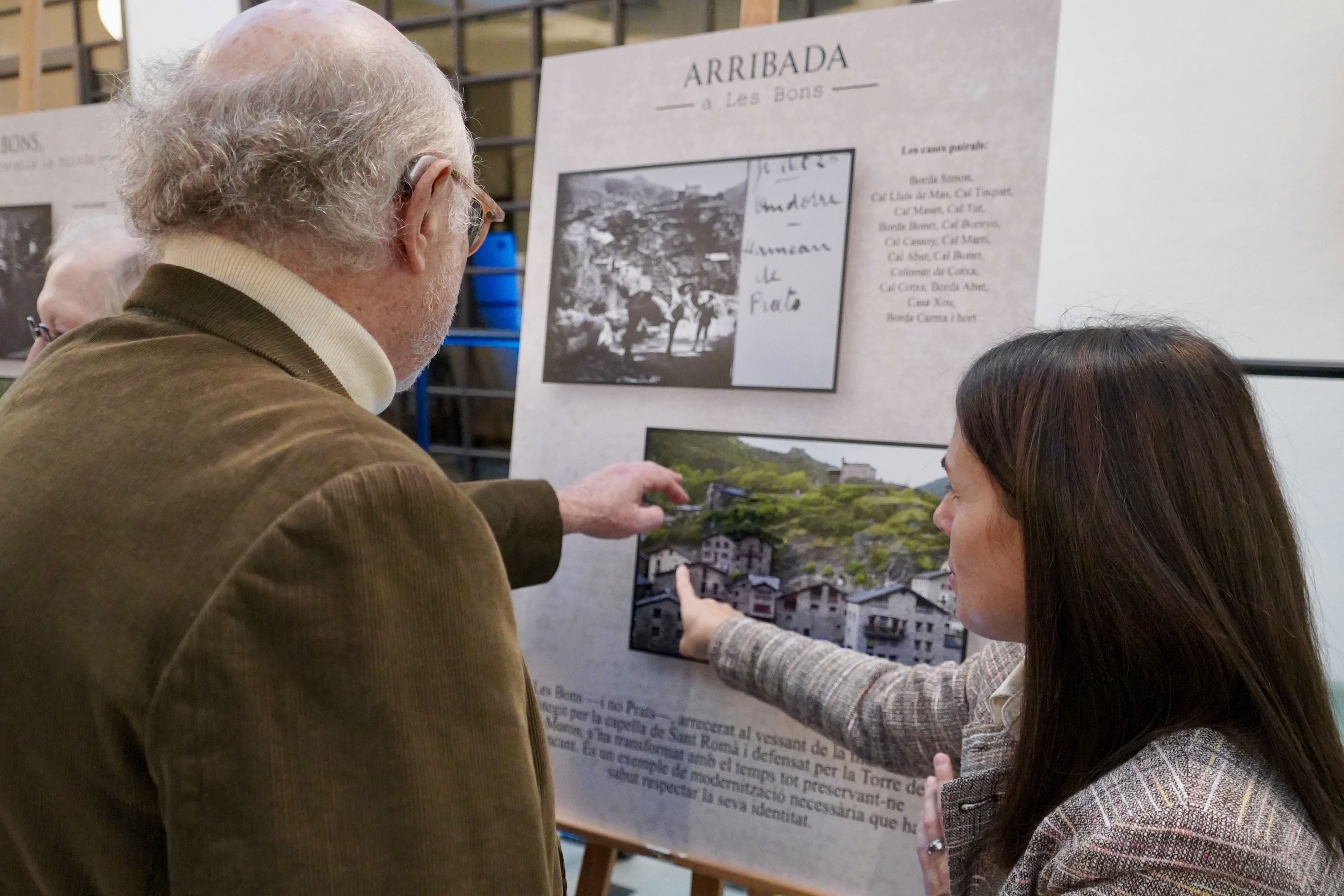 L’Andorra de fa cent anys reviu a Encamp a través de les fotografies de dos turistes arribats des de França.