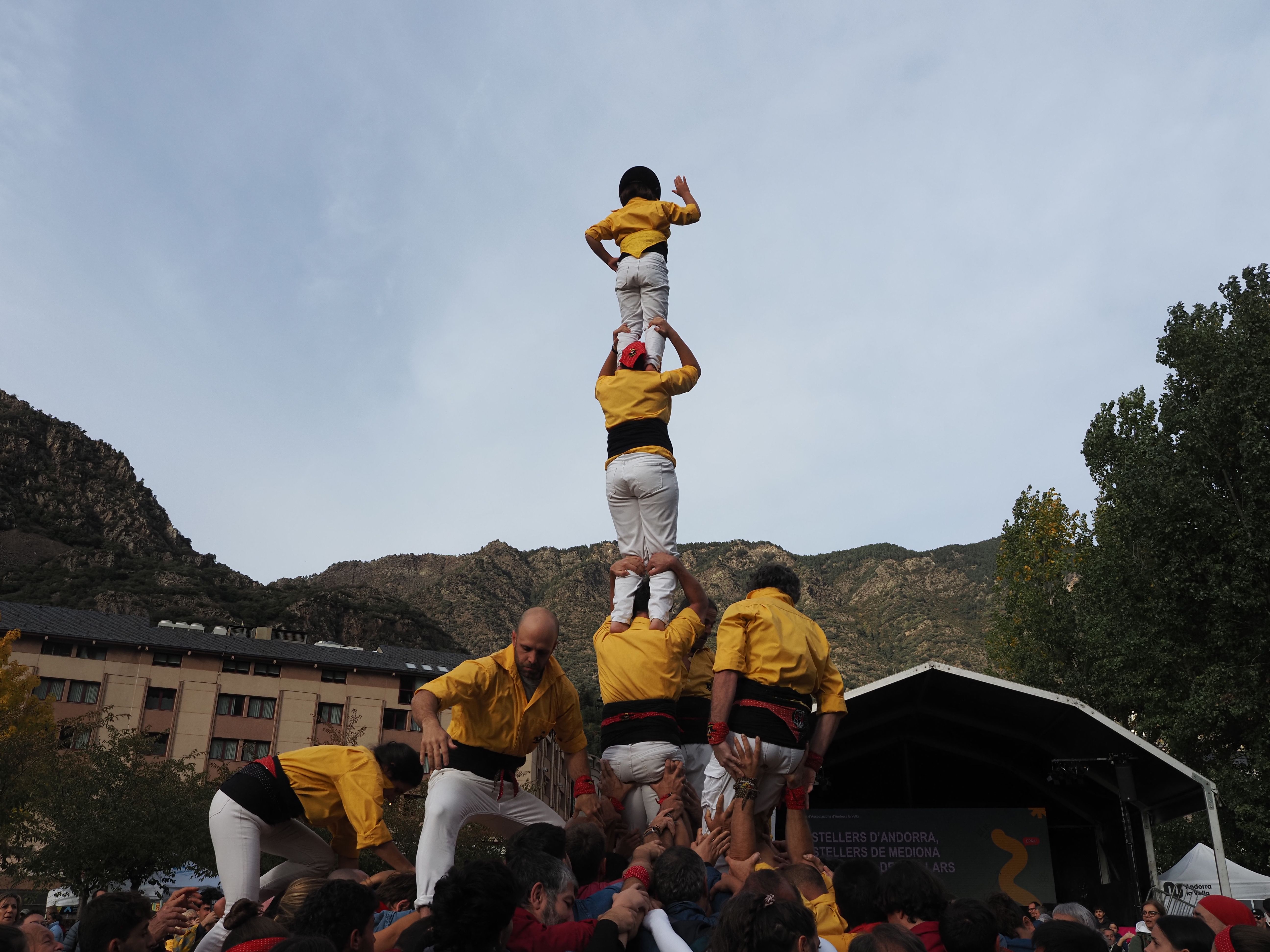 Actuació dels Malfargats del Pallars. Actuació dels Malfargats del Pallars.