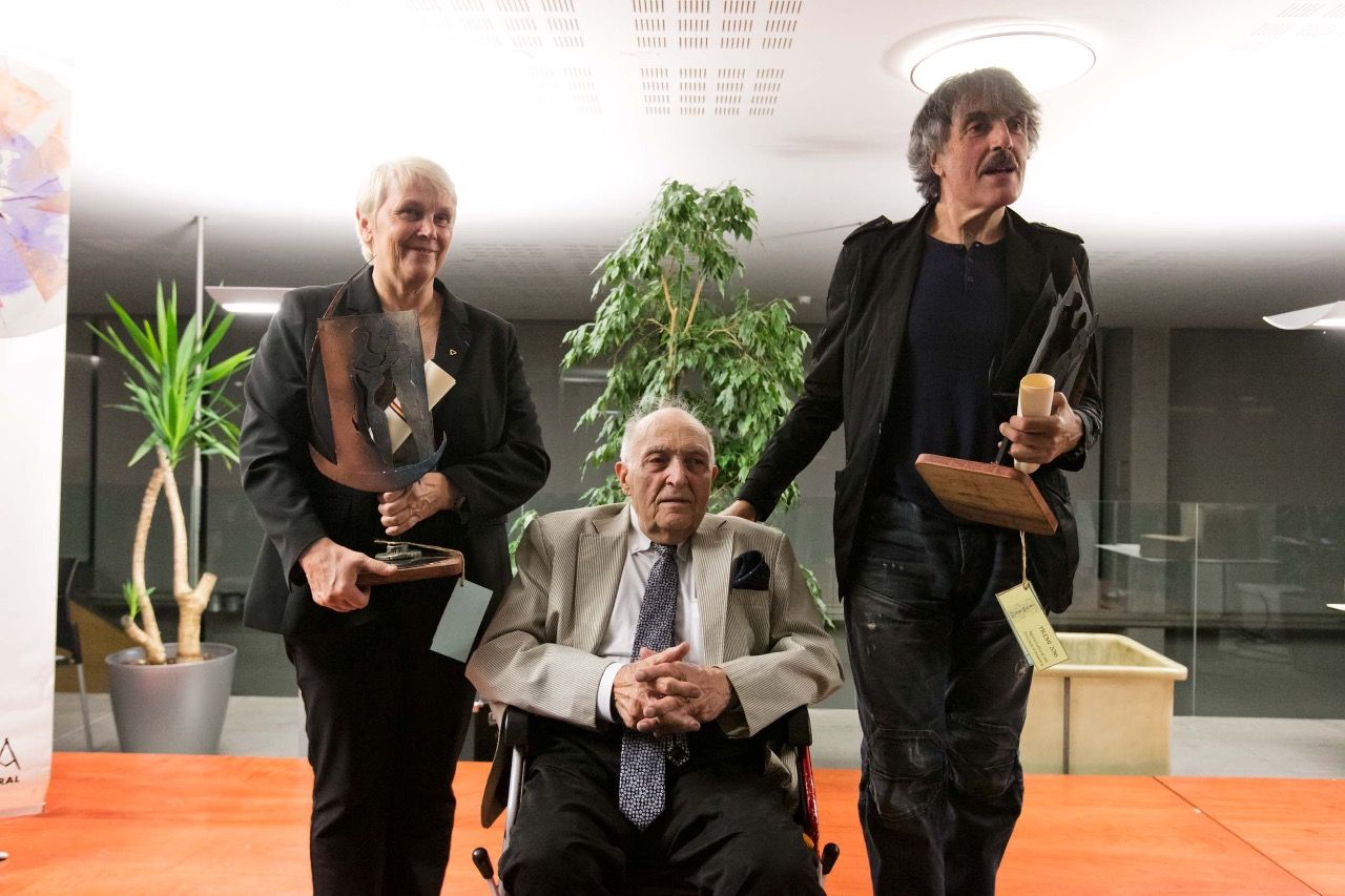 El pastisser Josep Vives, va recollir el premi Àgora l'any 2007.