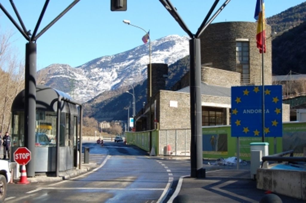 Duana del riu Runer.