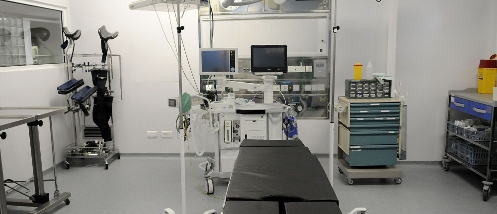 Un dels quiròfans de l'hospital.