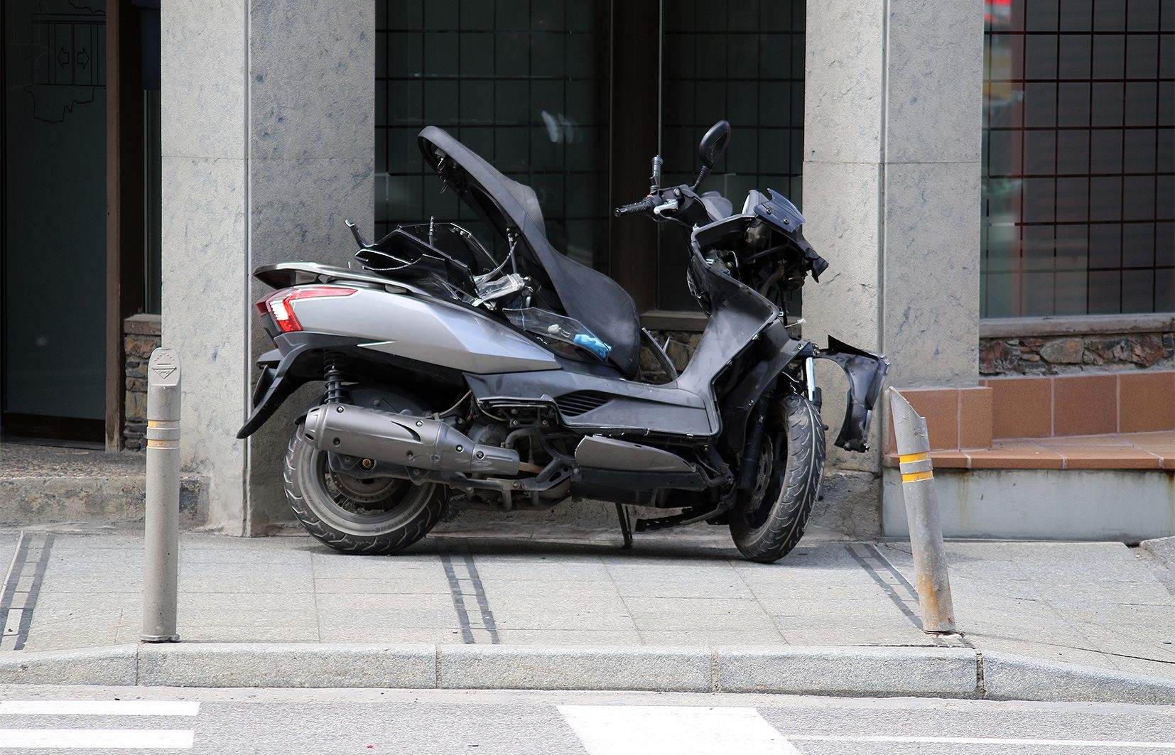 L'home accidentat conduïa una Kymco Super Dink 125.